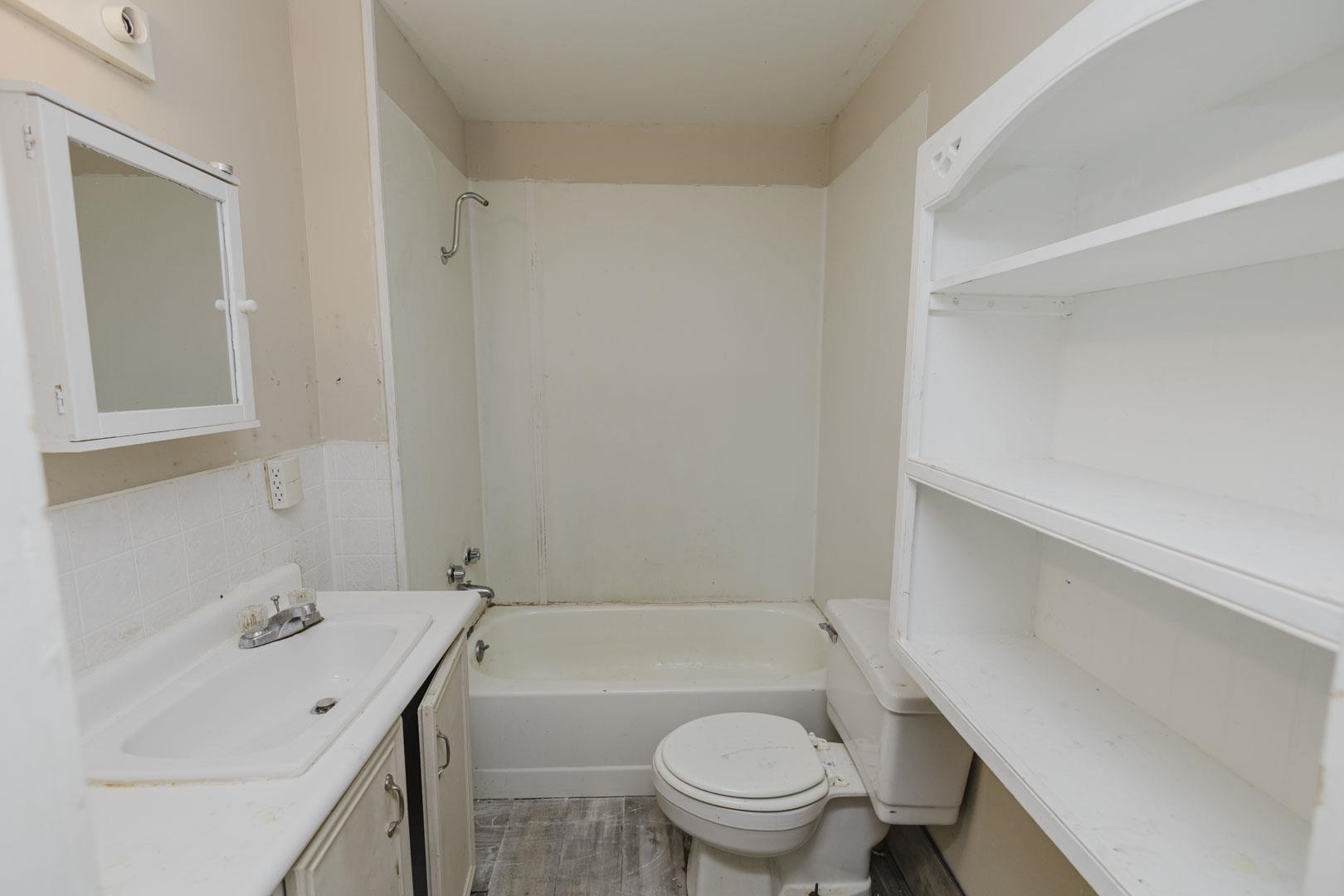 344 N Cleveland Property Photo 16