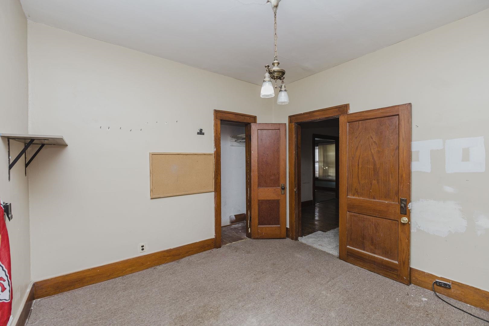 344 N Cleveland Property Photo 20