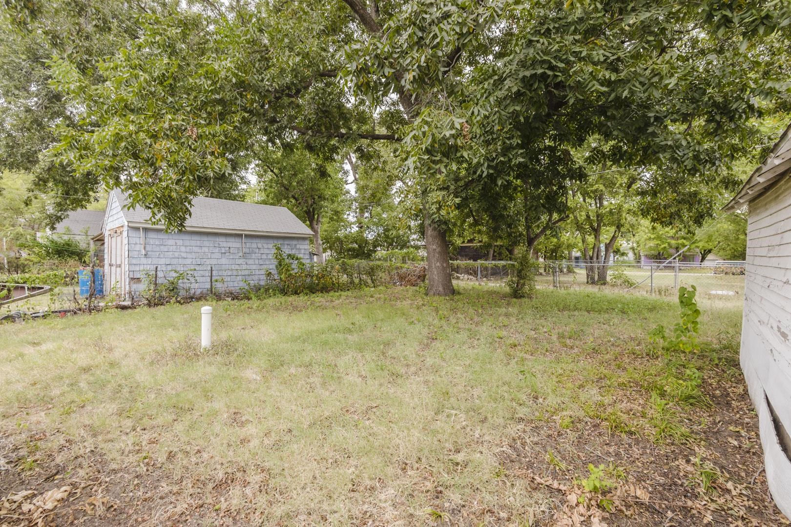 344 N Cleveland Property Photo 29