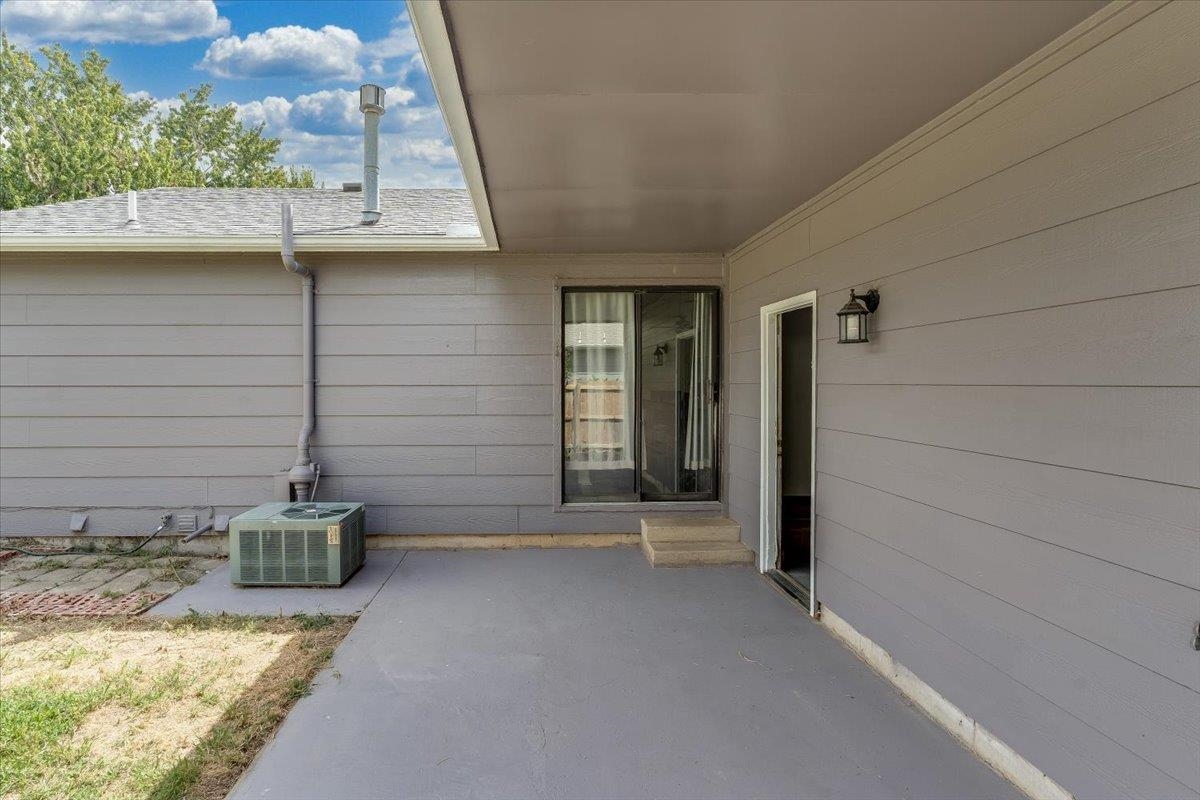 3830 S Brummett Property Photo 13