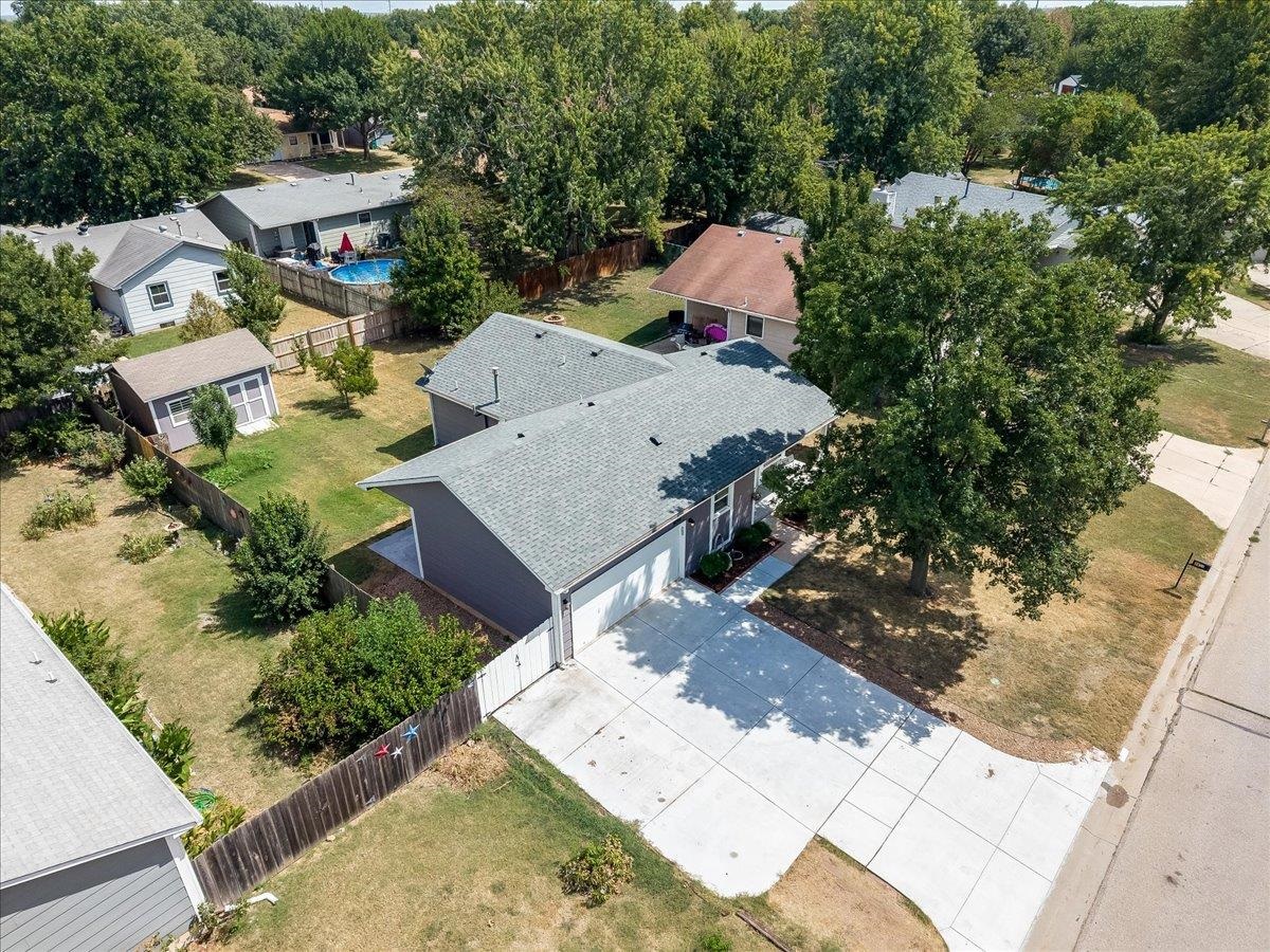 3830 S Brummett Property Photo 16