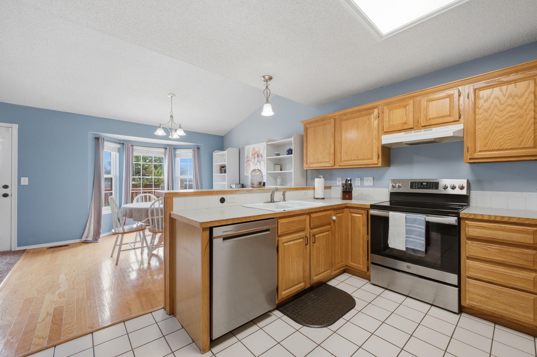2706 N Meadow Oaks Ct Property Photo 11