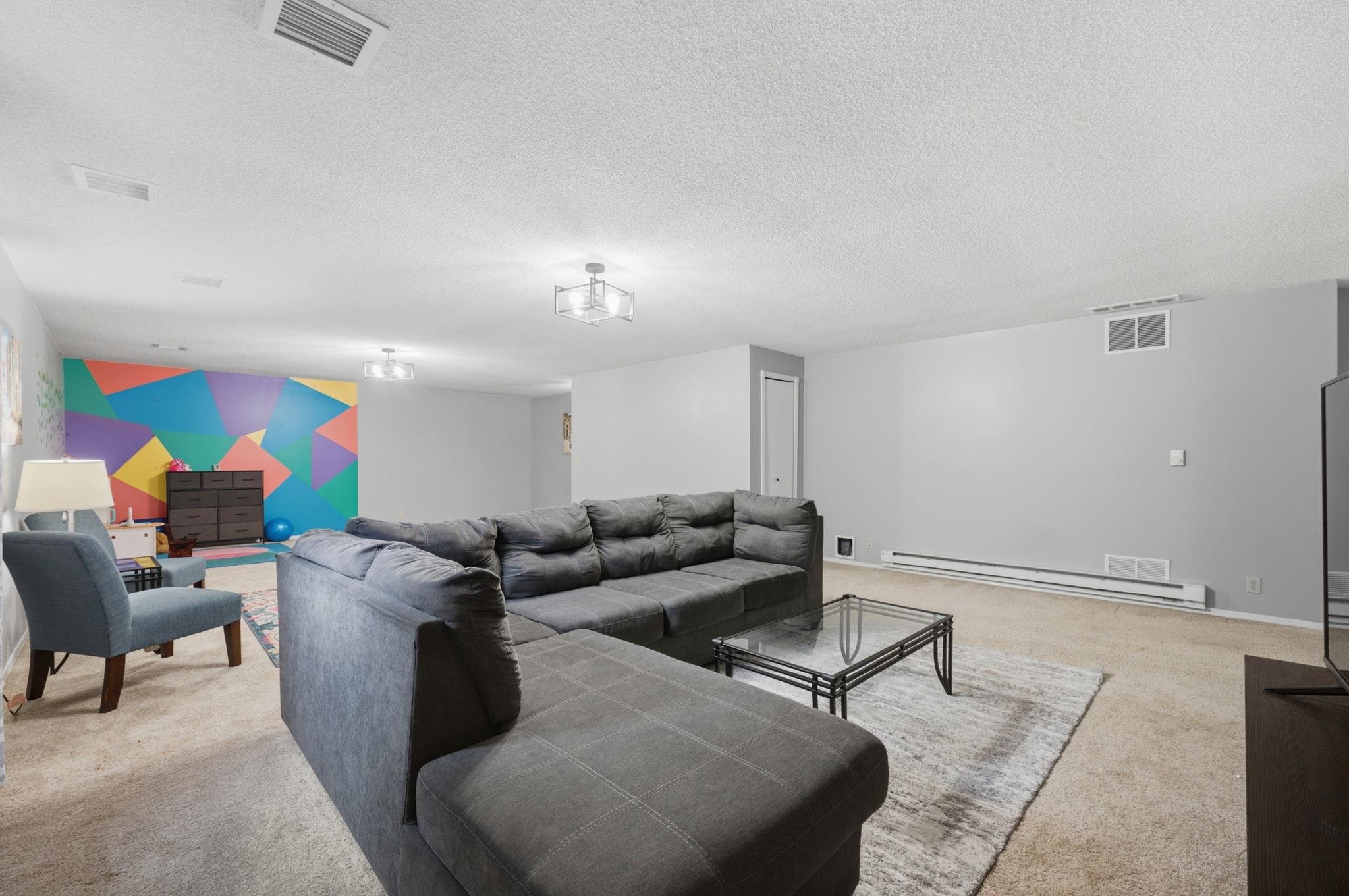 2706 N Meadow Oaks Ct Property Photo 23