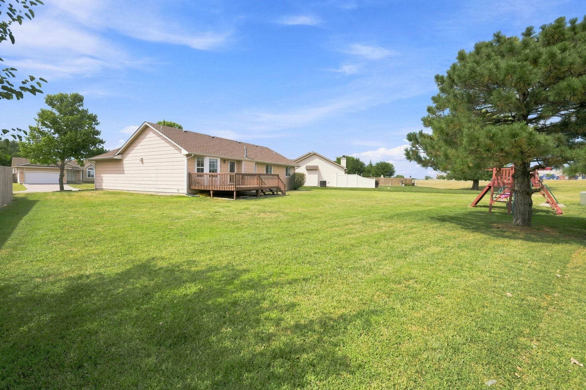 2706 N Meadow Oaks Ct Property Photo 33
