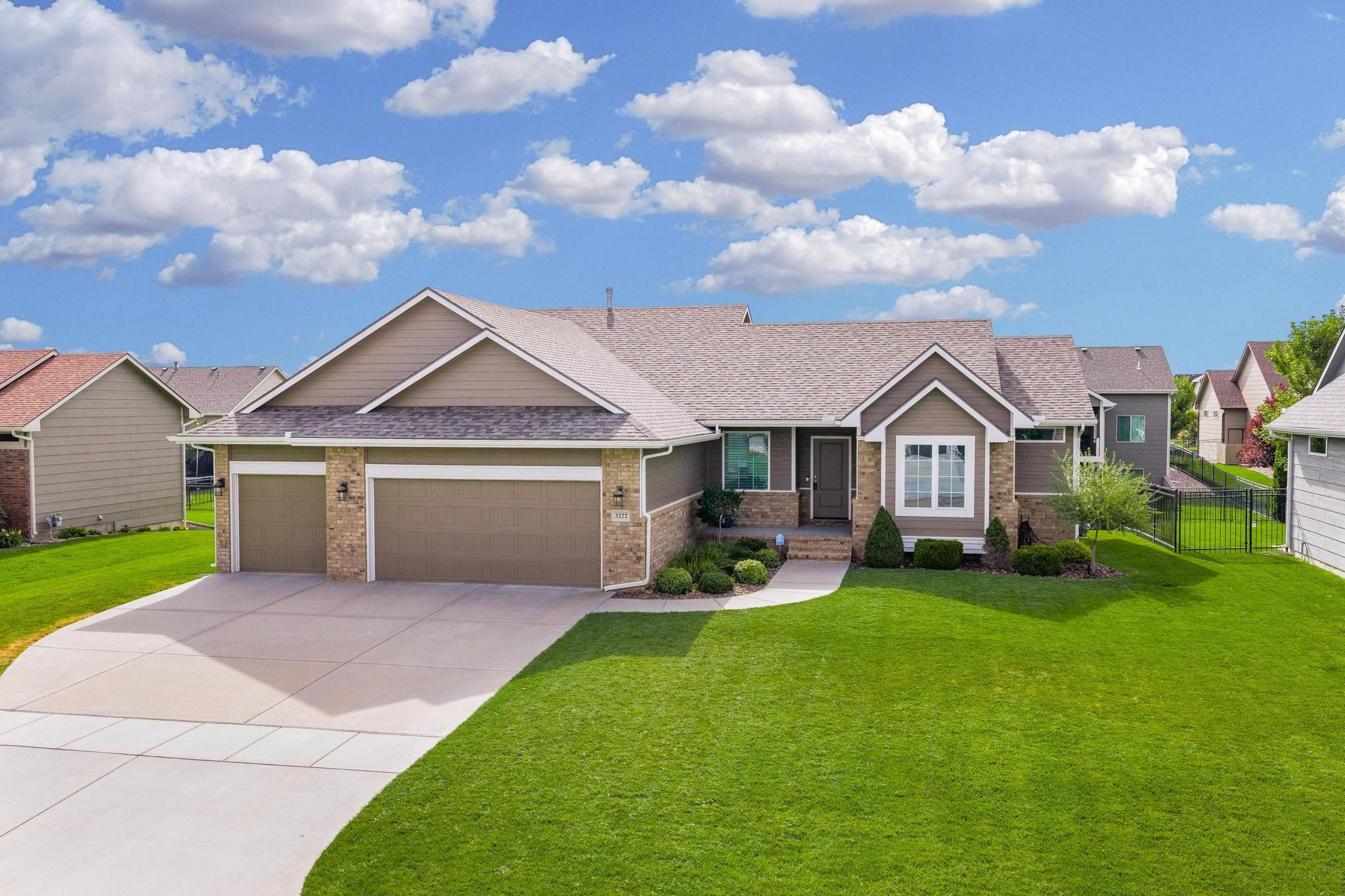 3222 N Chambers St Property Photo 3