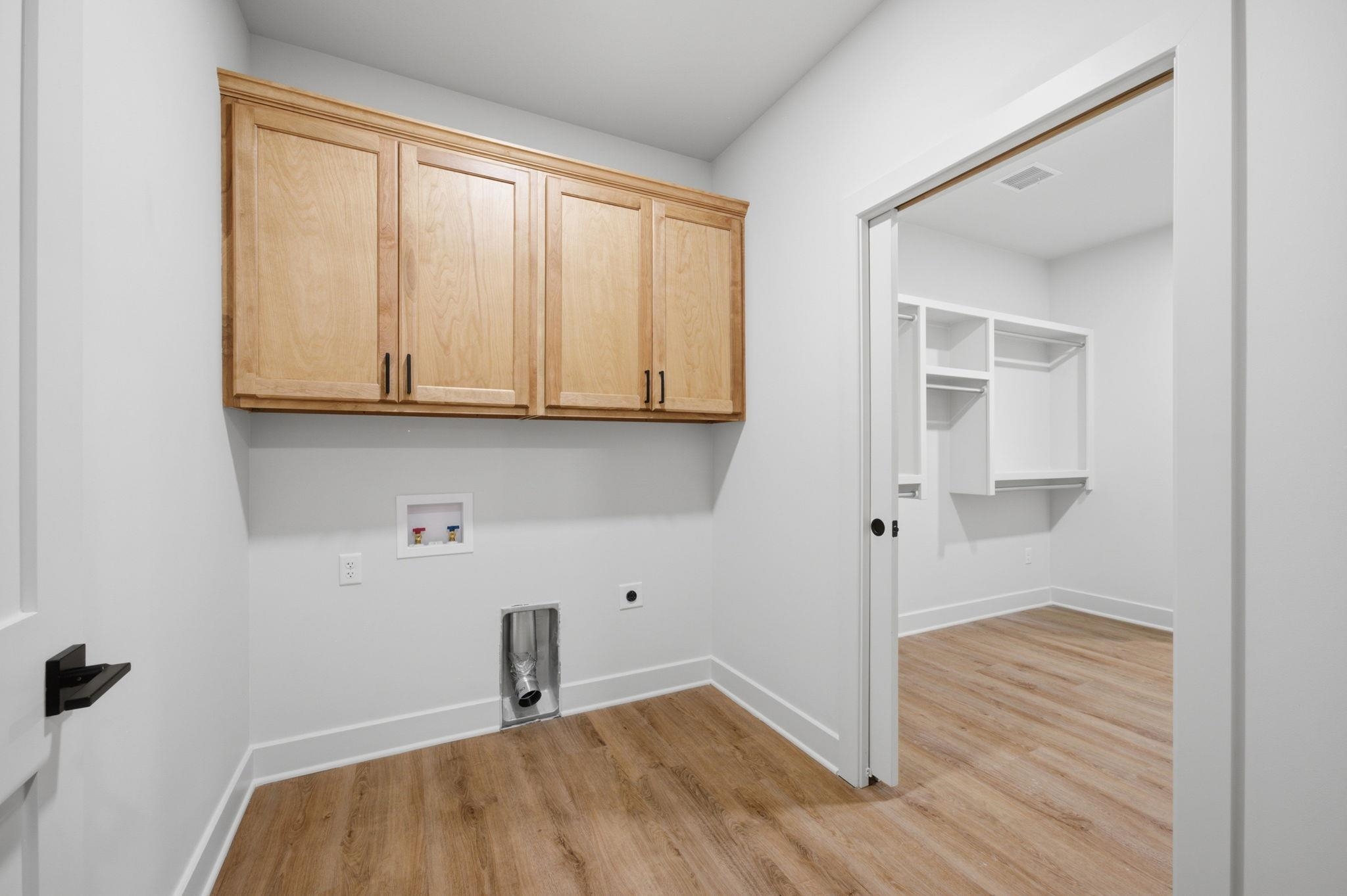 861 N Speyside Property Photo 17
