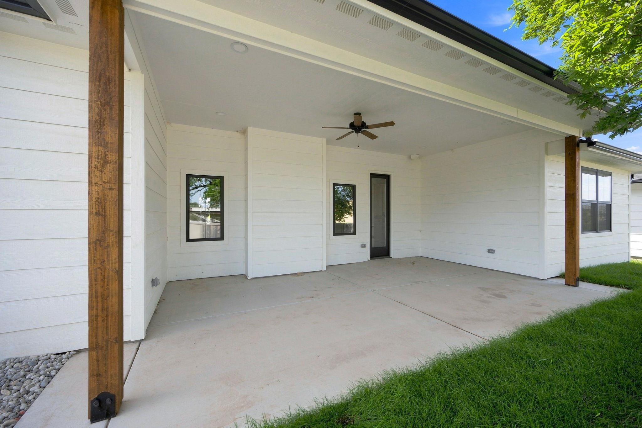 861 N Speyside Property Photo 31