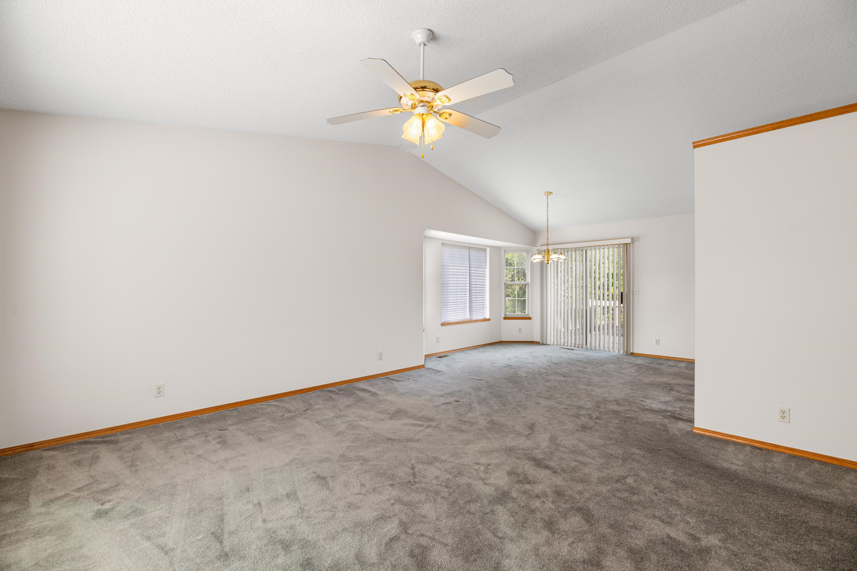 1821 S Shefford Cir Property Photo 5