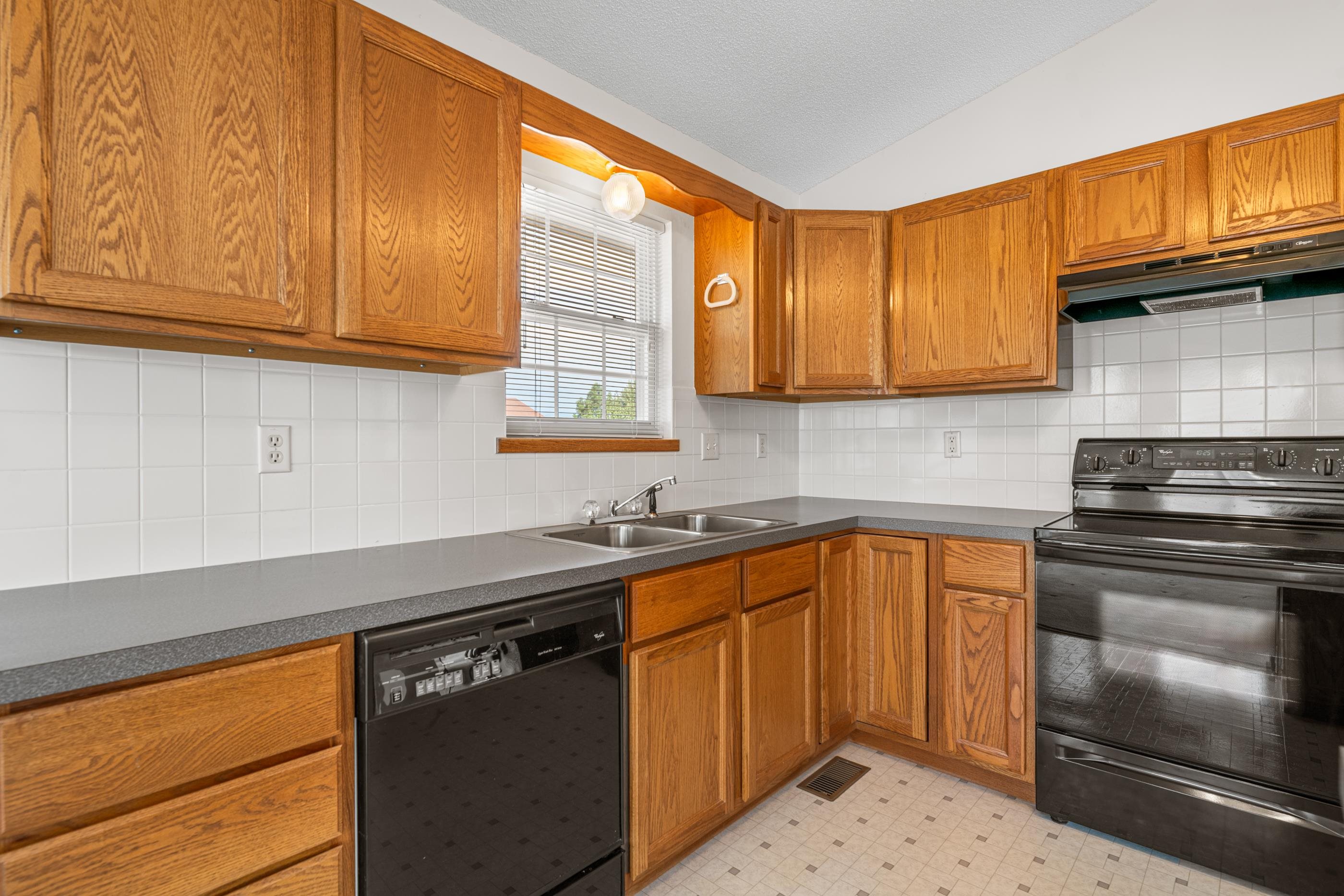 1821 S Shefford Cir Property Photo 13