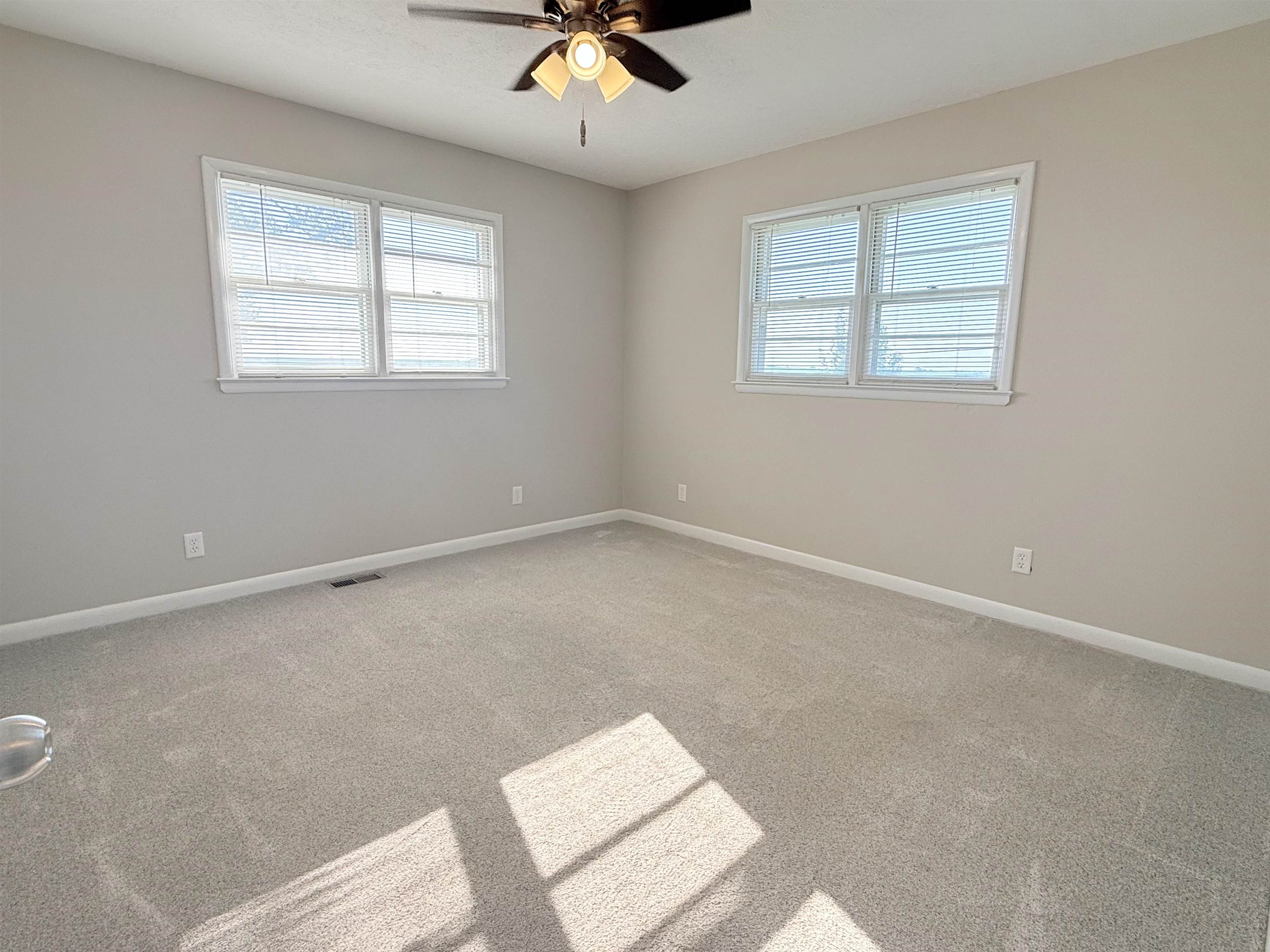 2402 S 2800 Rd. Property Photo 19