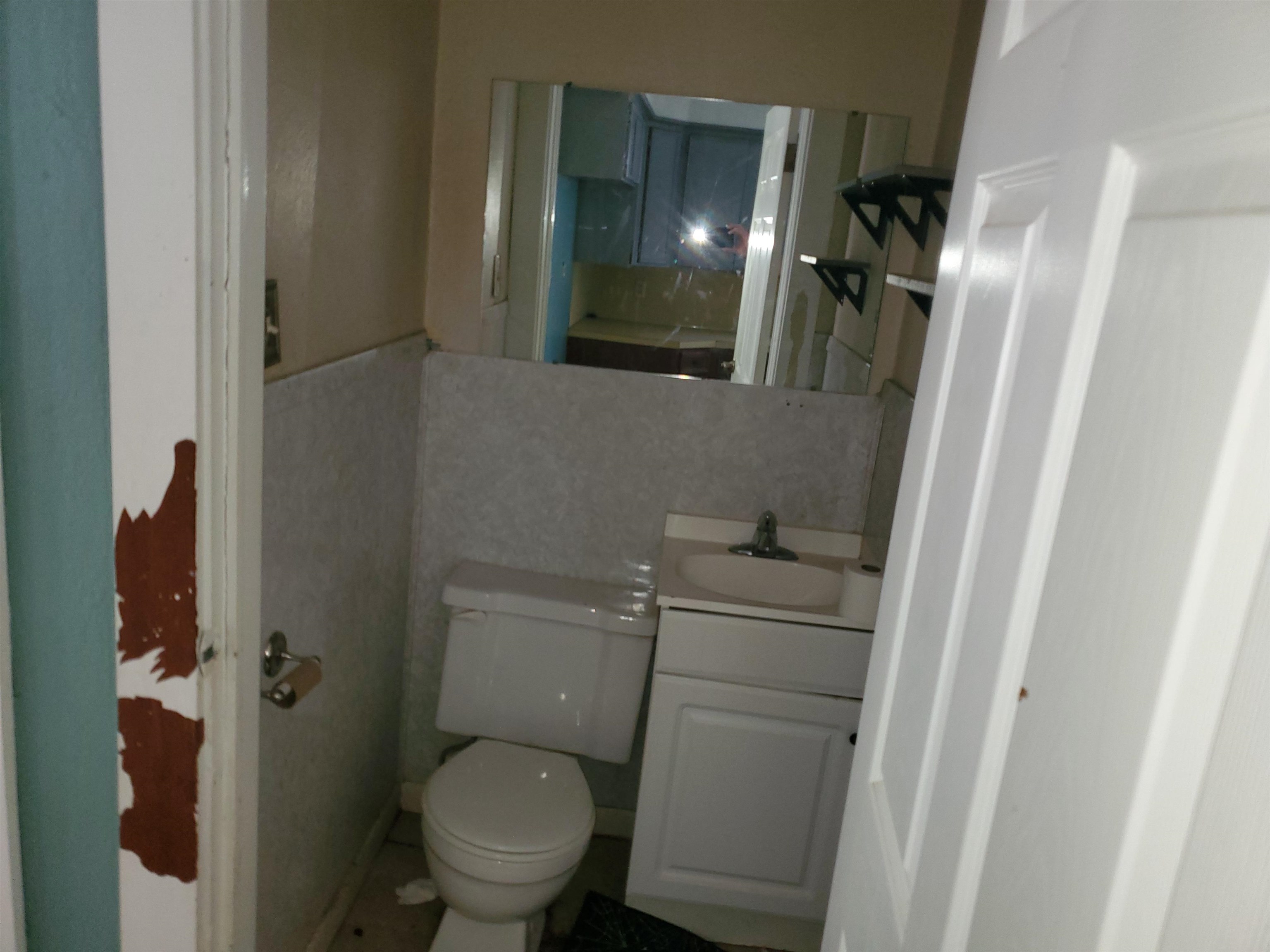 209 N A Property Photo 7