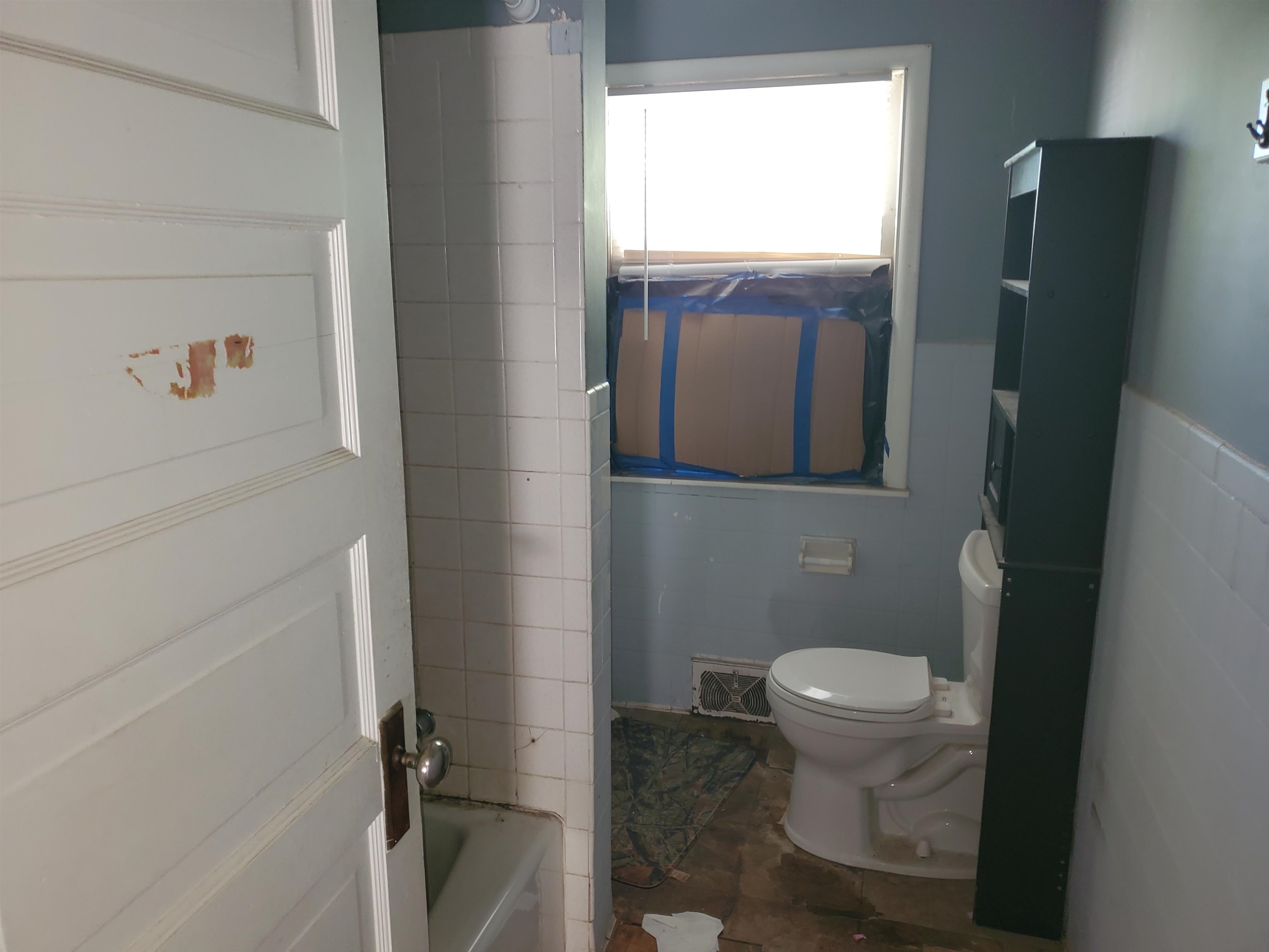 209 N A Property Photo 13