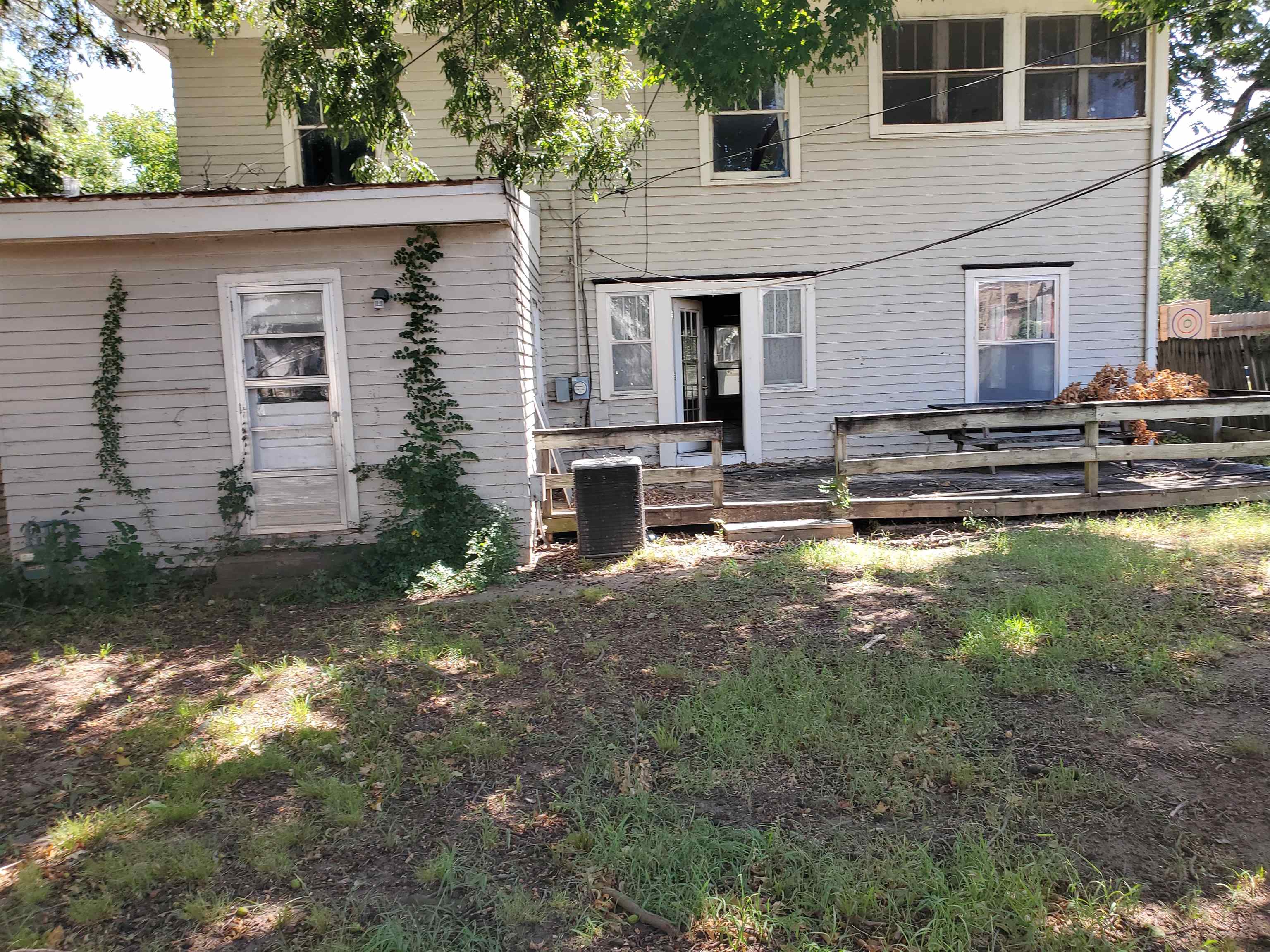 209 N A Property Photo 18
