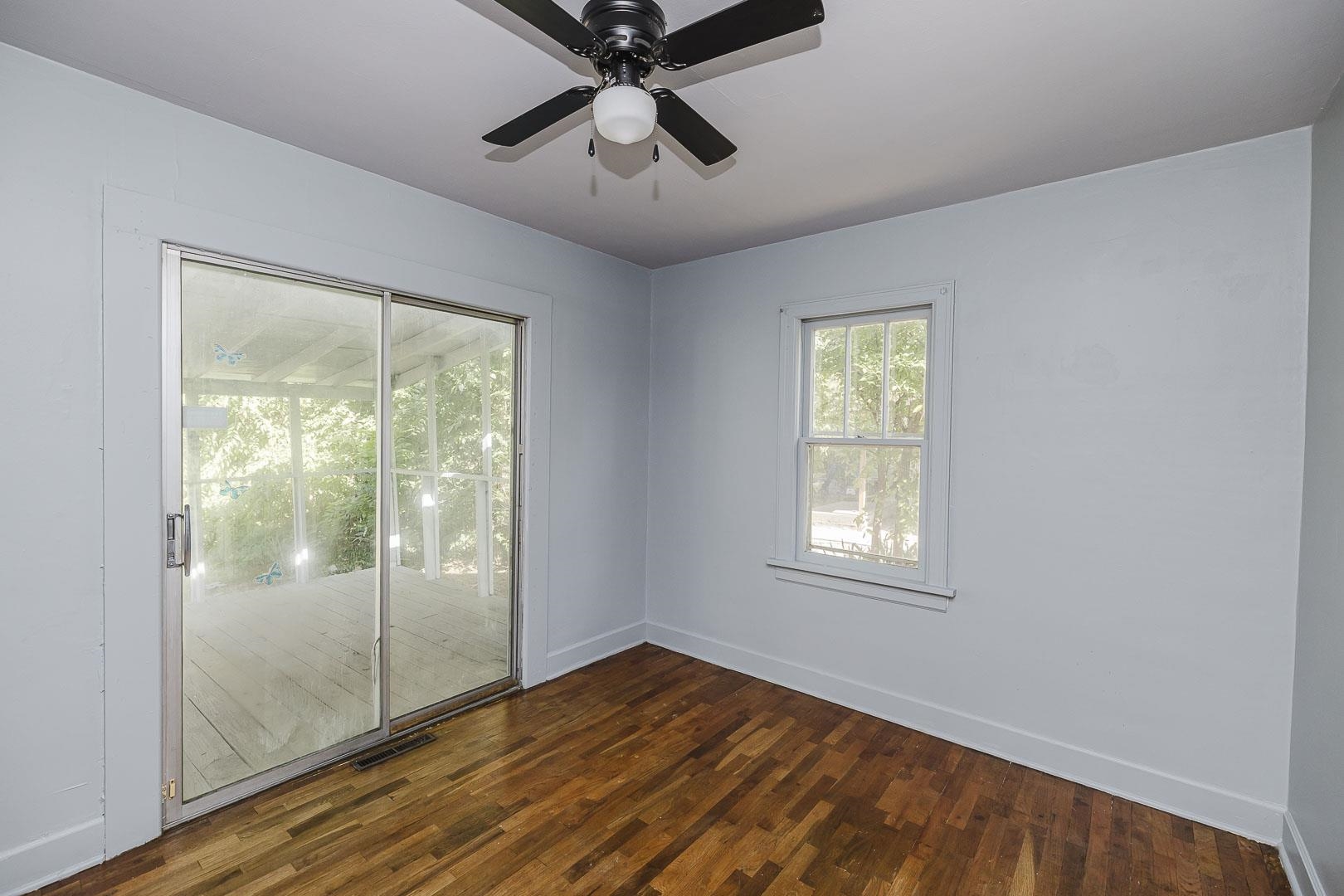 1527 N Woodland Property Photo 12
