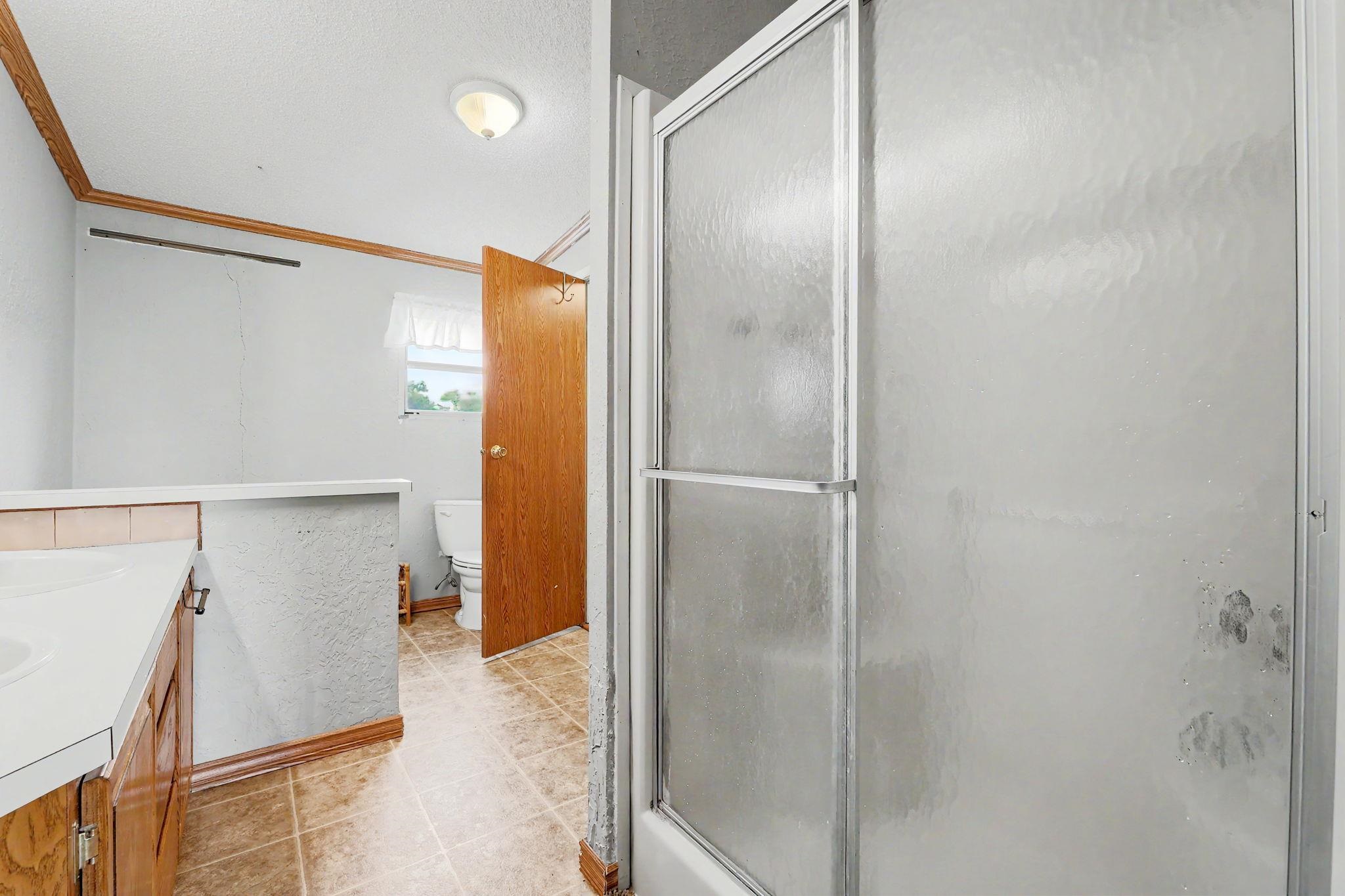 2618 W Angel Property Photo 15