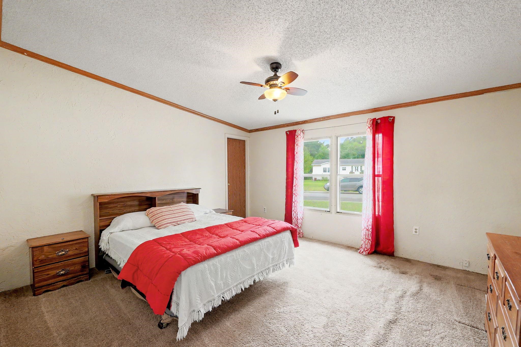 2618 W Angel Property Photo 19