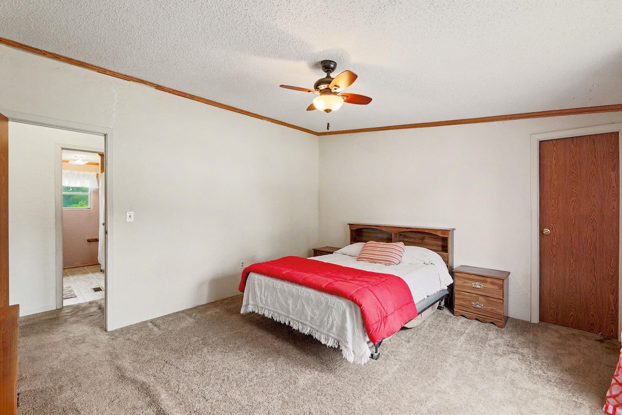2618 W Angel Property Photo 20