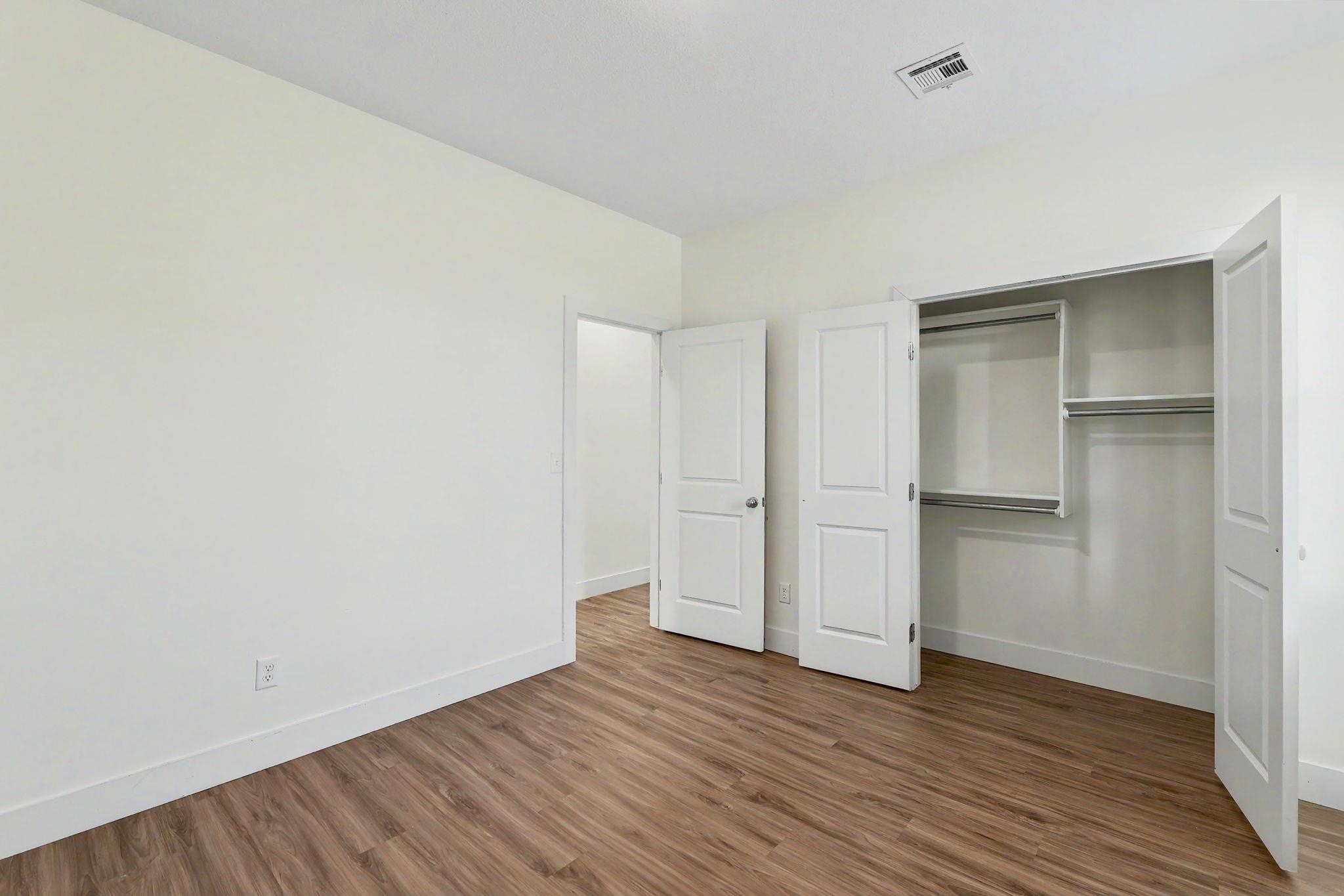 5758 E Bristol Street Property Photo 10