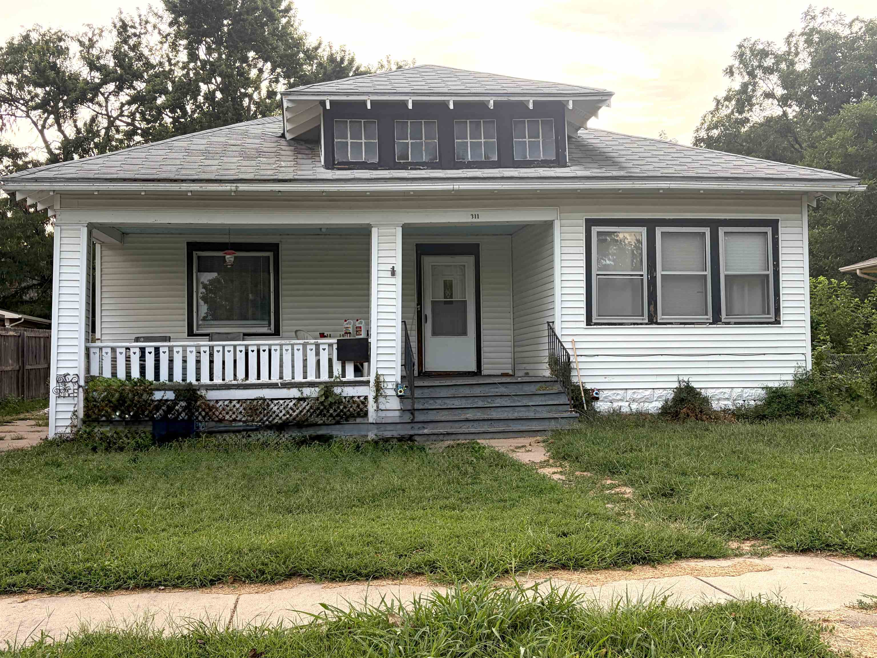 311 N Star St Property Photo 1