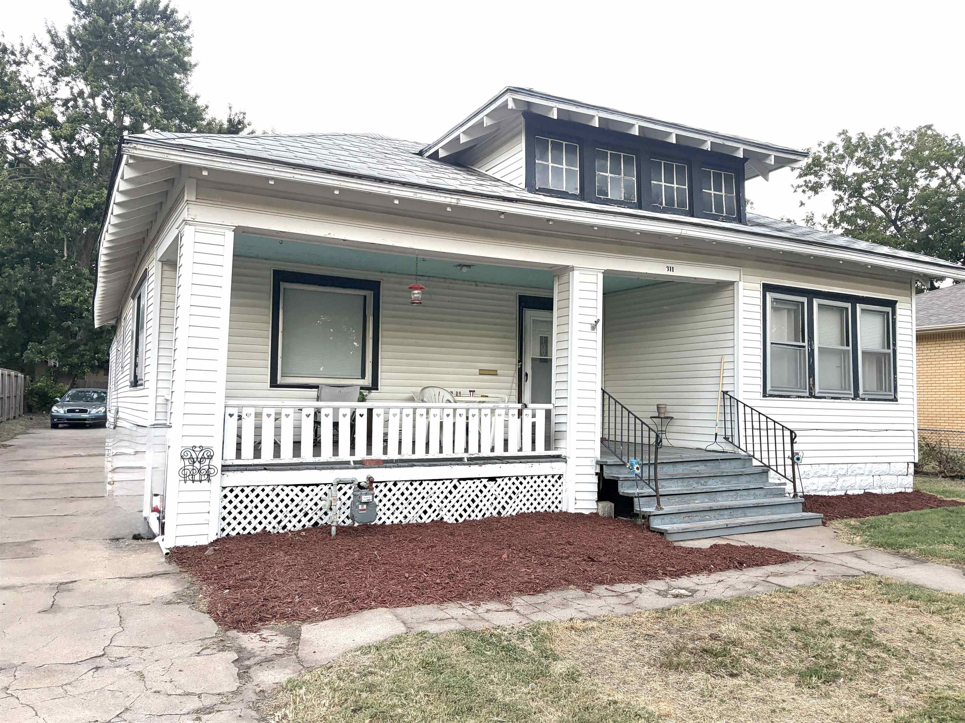 311 N Star St Property Photo 4
