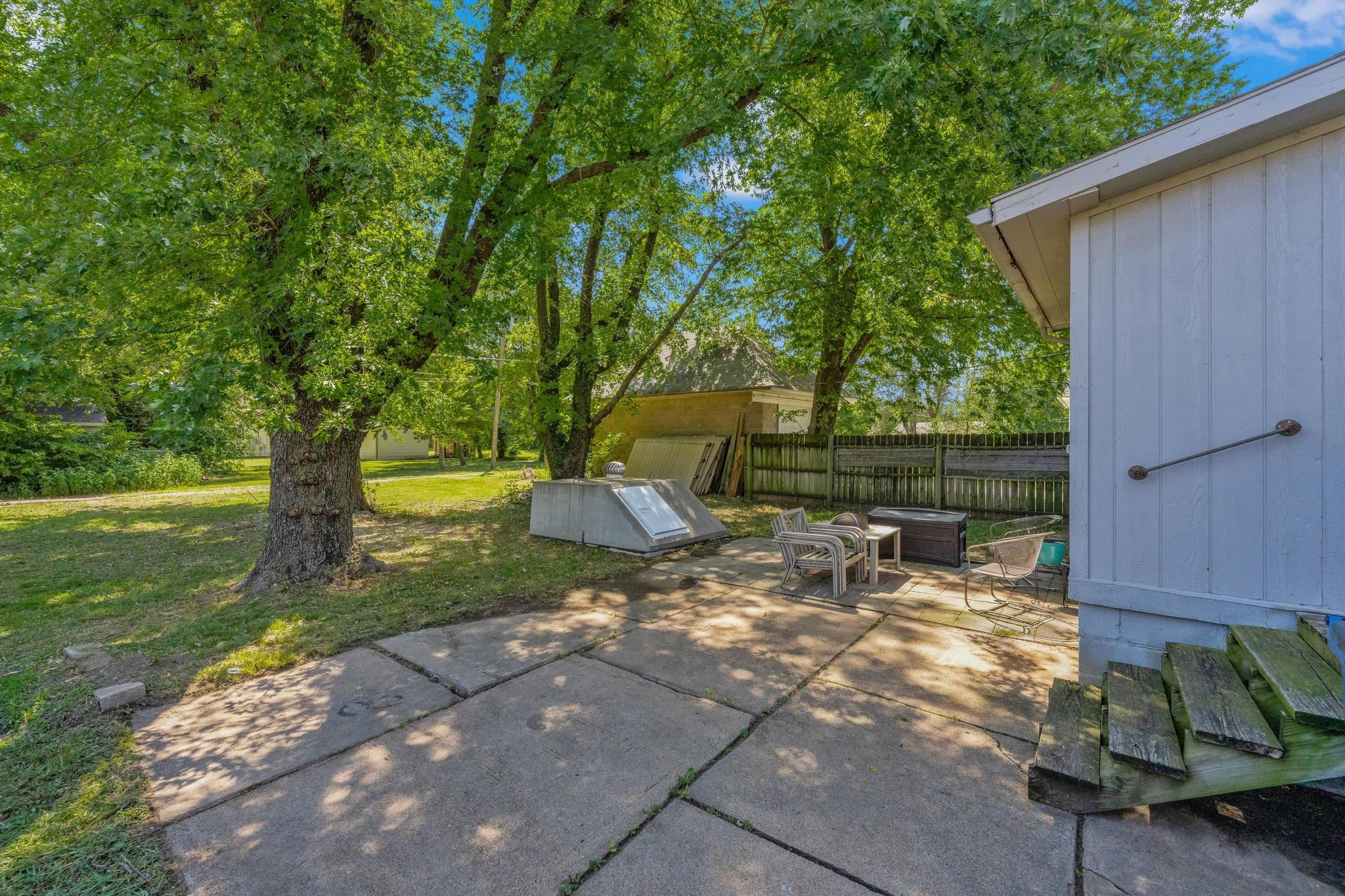424 N Main St Property Photo 28