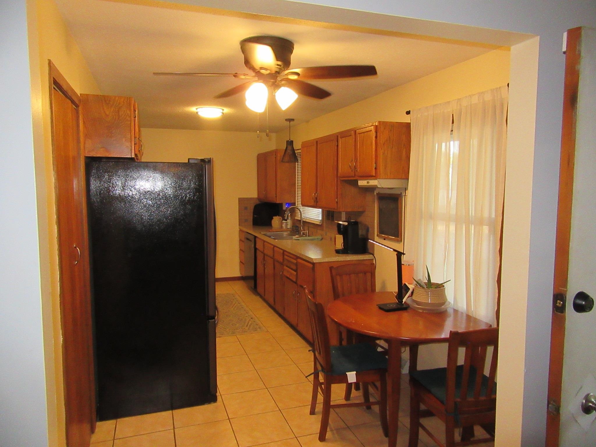 6435 N Wendell St Property Photo 6