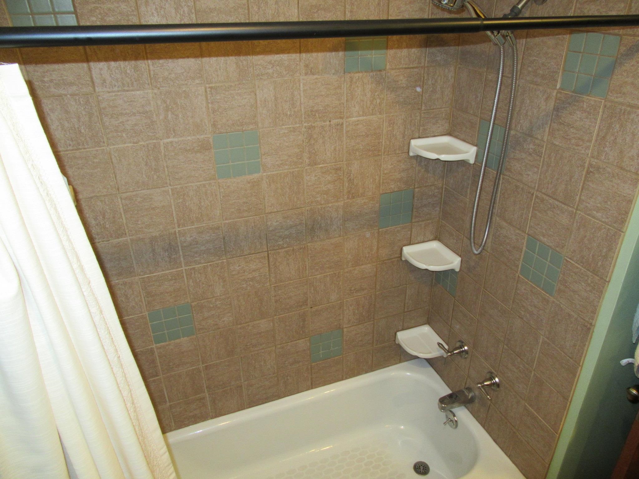 6435 N Wendell St Property Photo 14