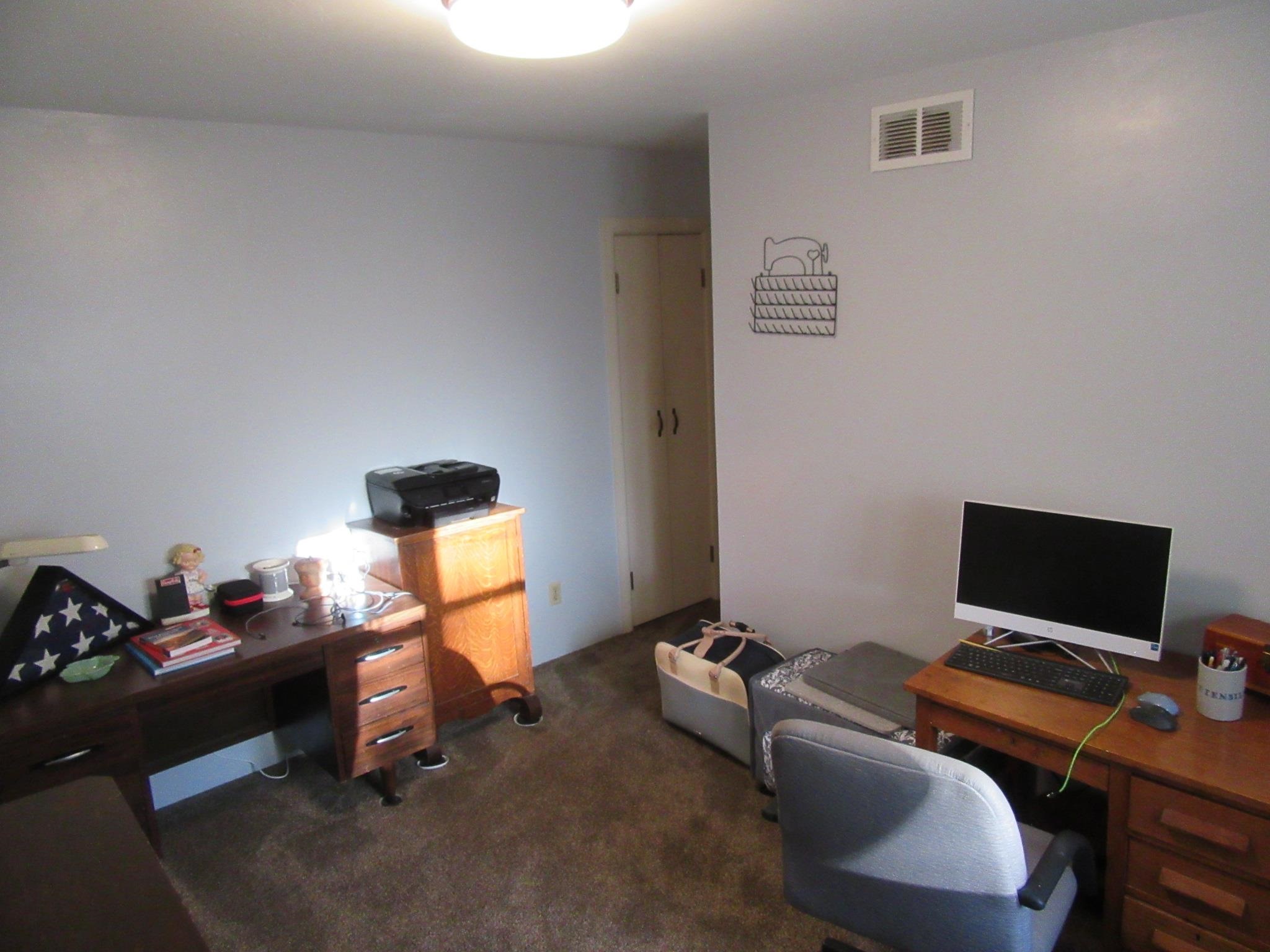 6435 N Wendell St Property Photo 18