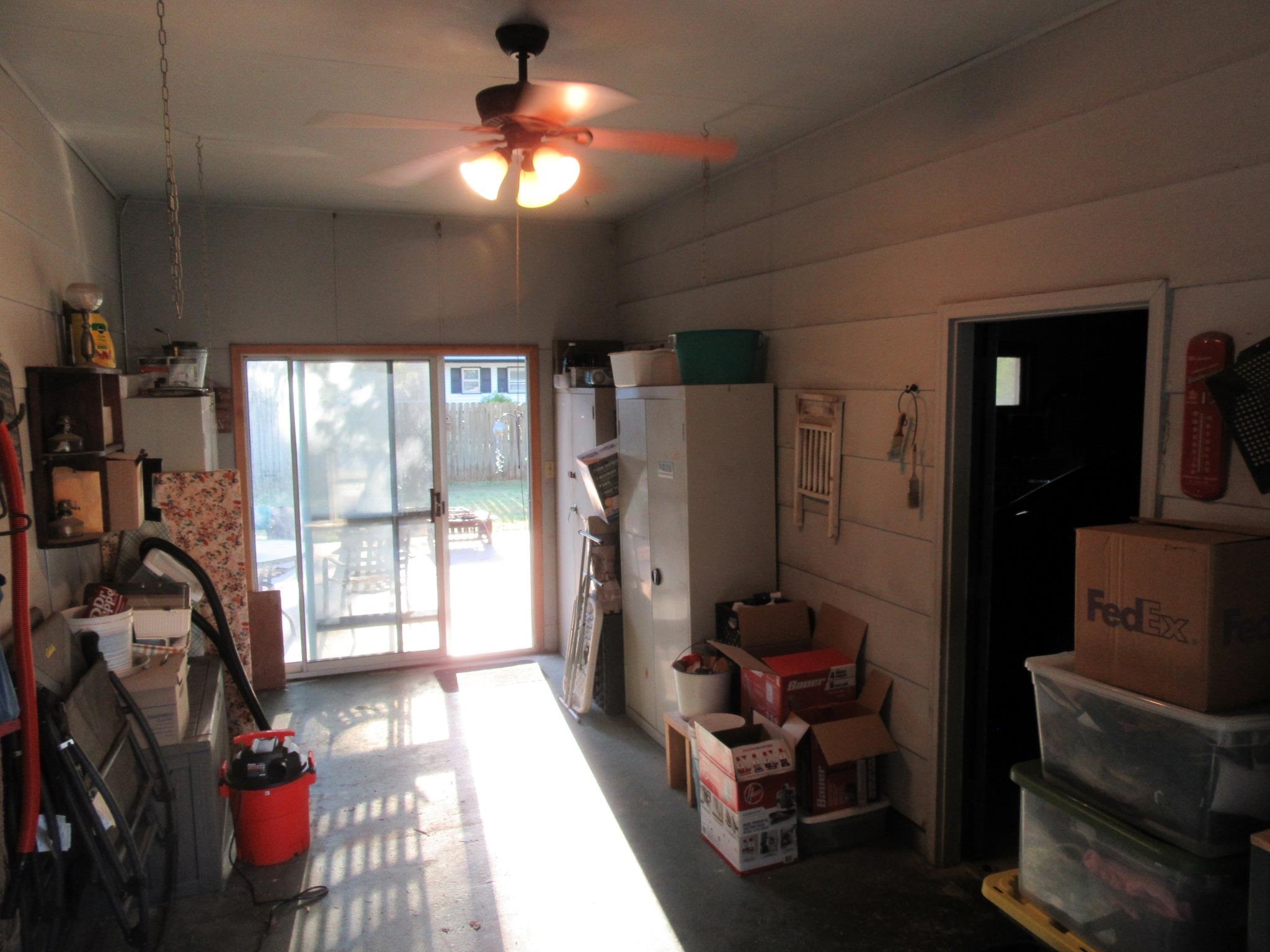 6435 N Wendell St Property Photo 31