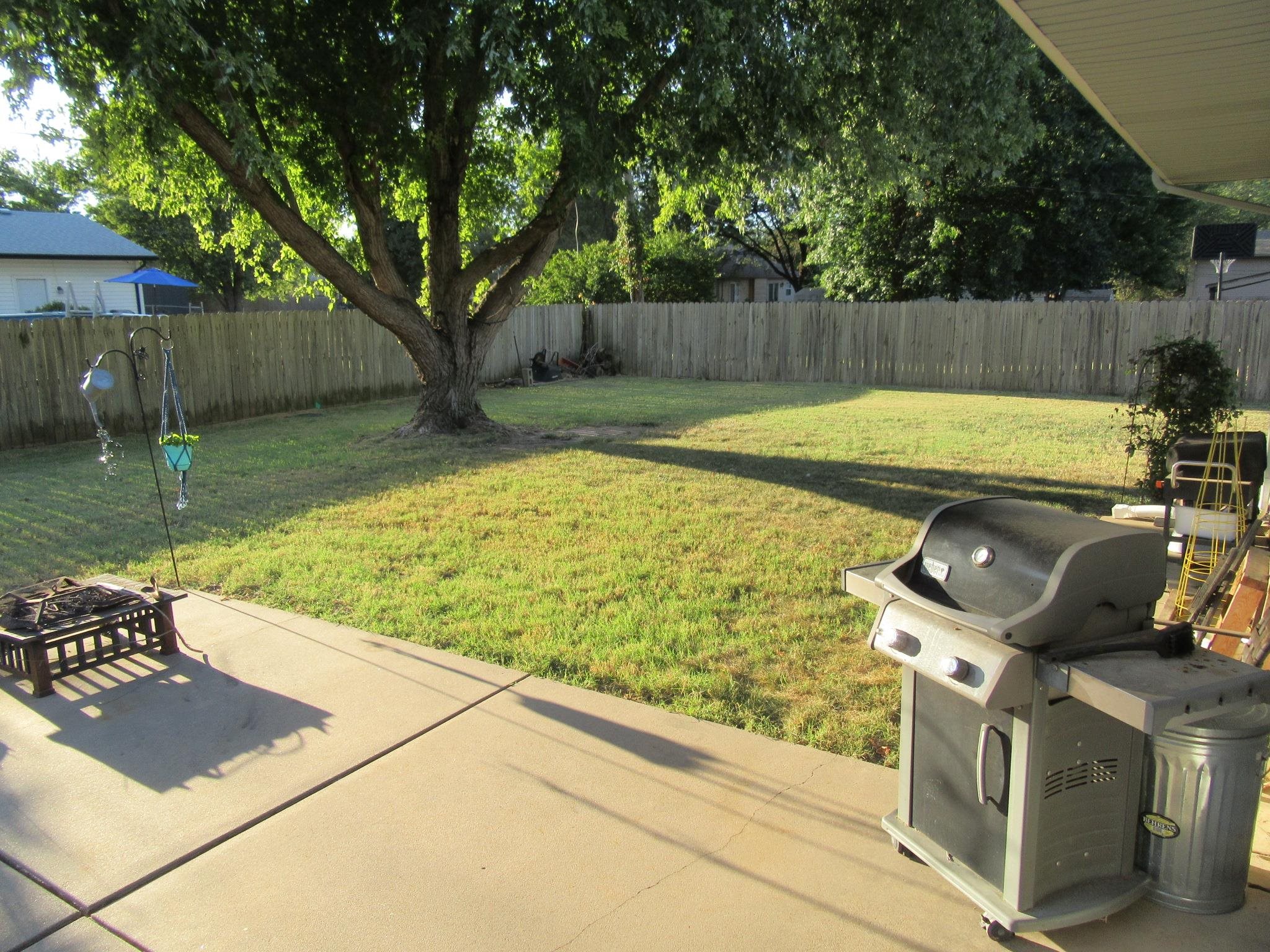 6435 N Wendell St Property Photo 33