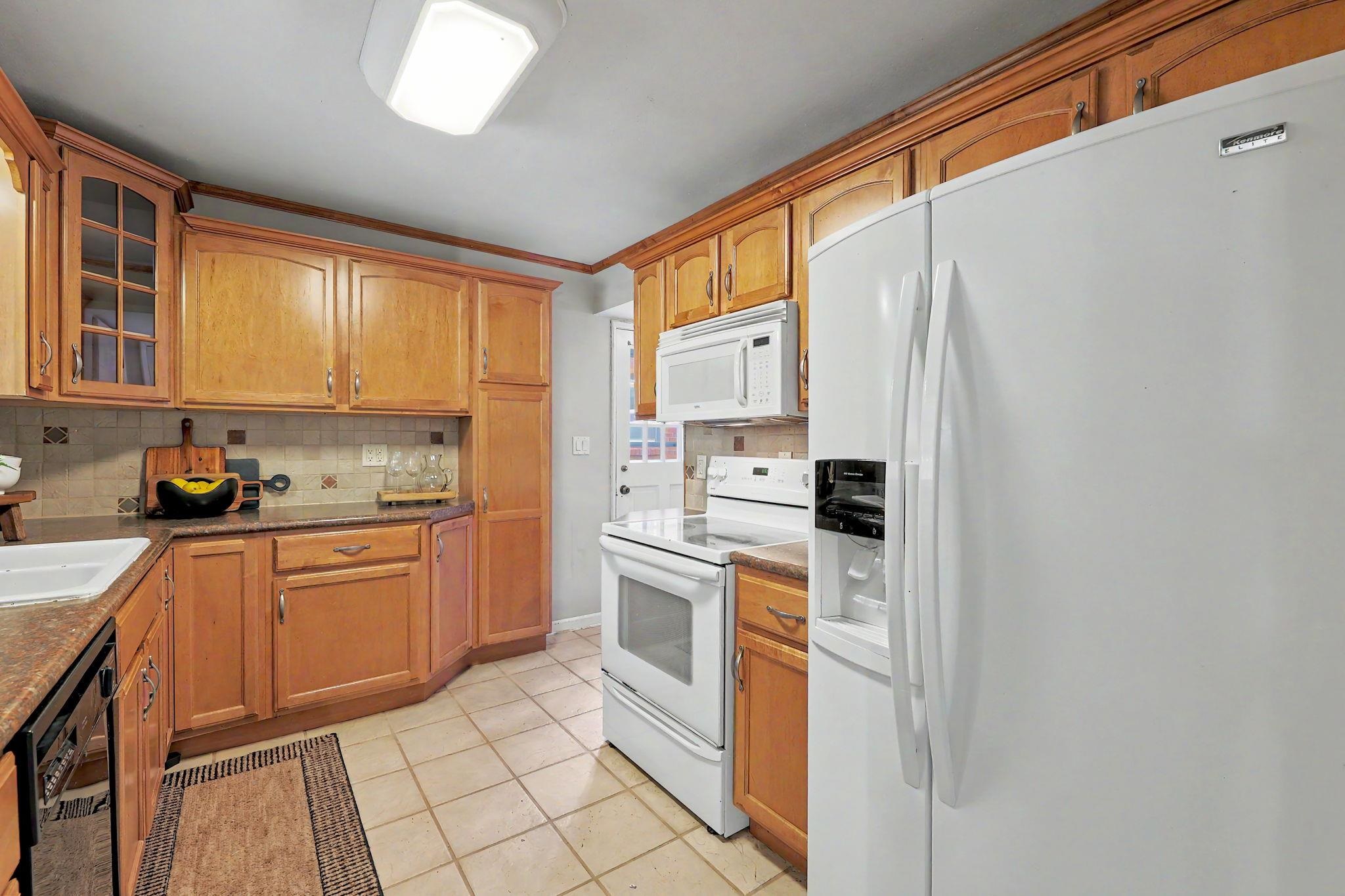 1423 N Garland St Property Photo 12