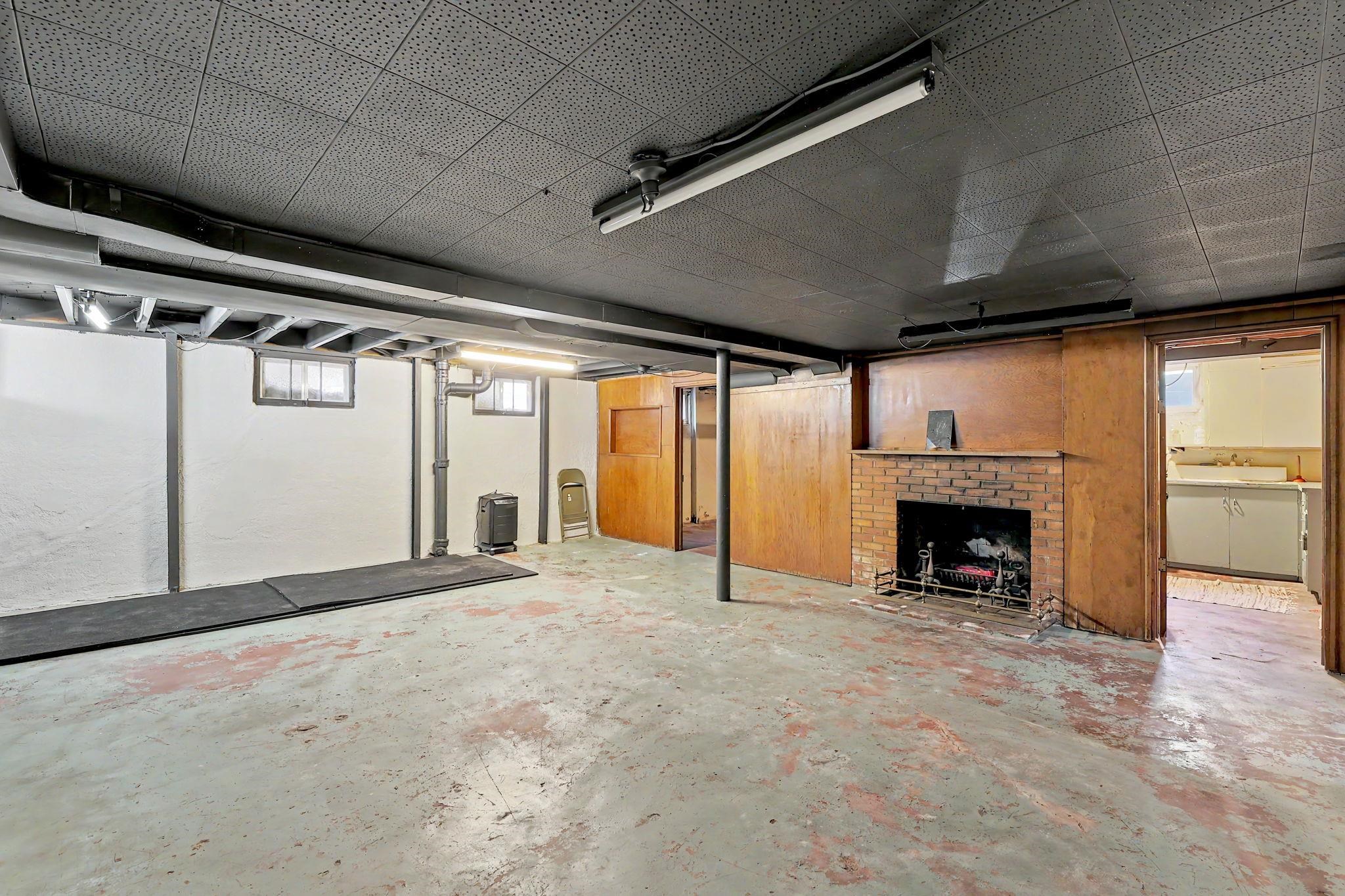 1423 N Garland St Property Photo 31