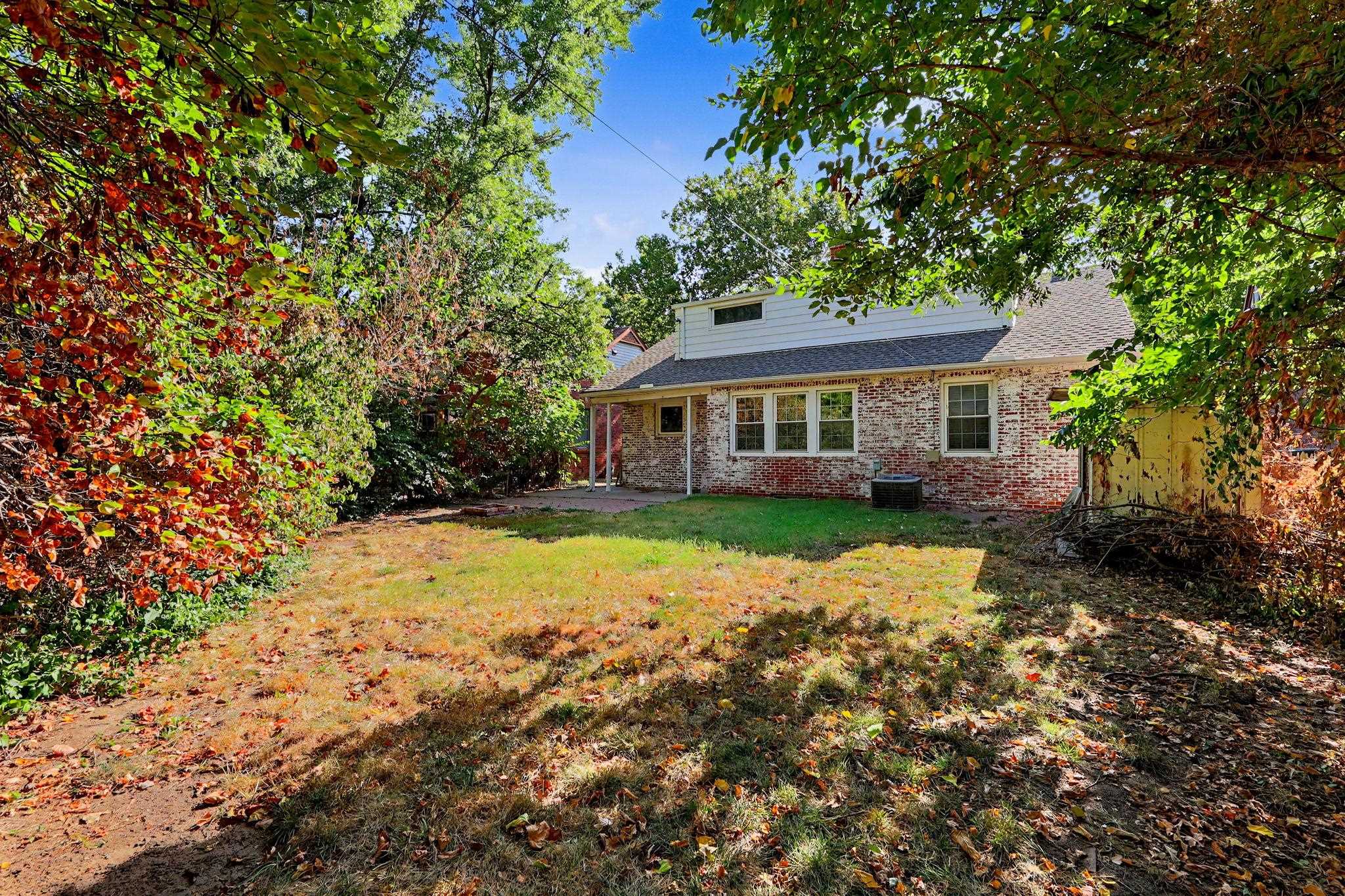 1423 N Garland St Property Photo 34