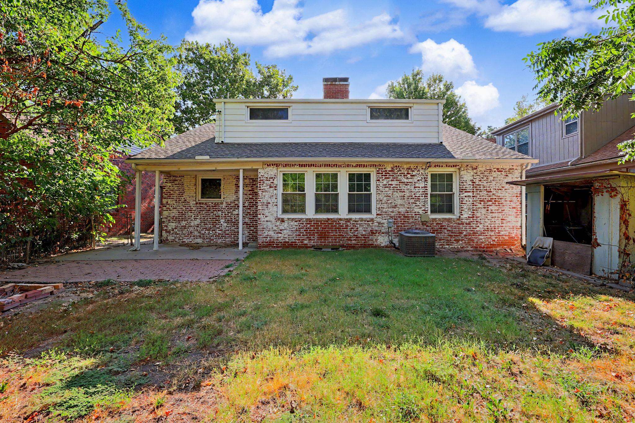 1423 N Garland St Property Photo 35