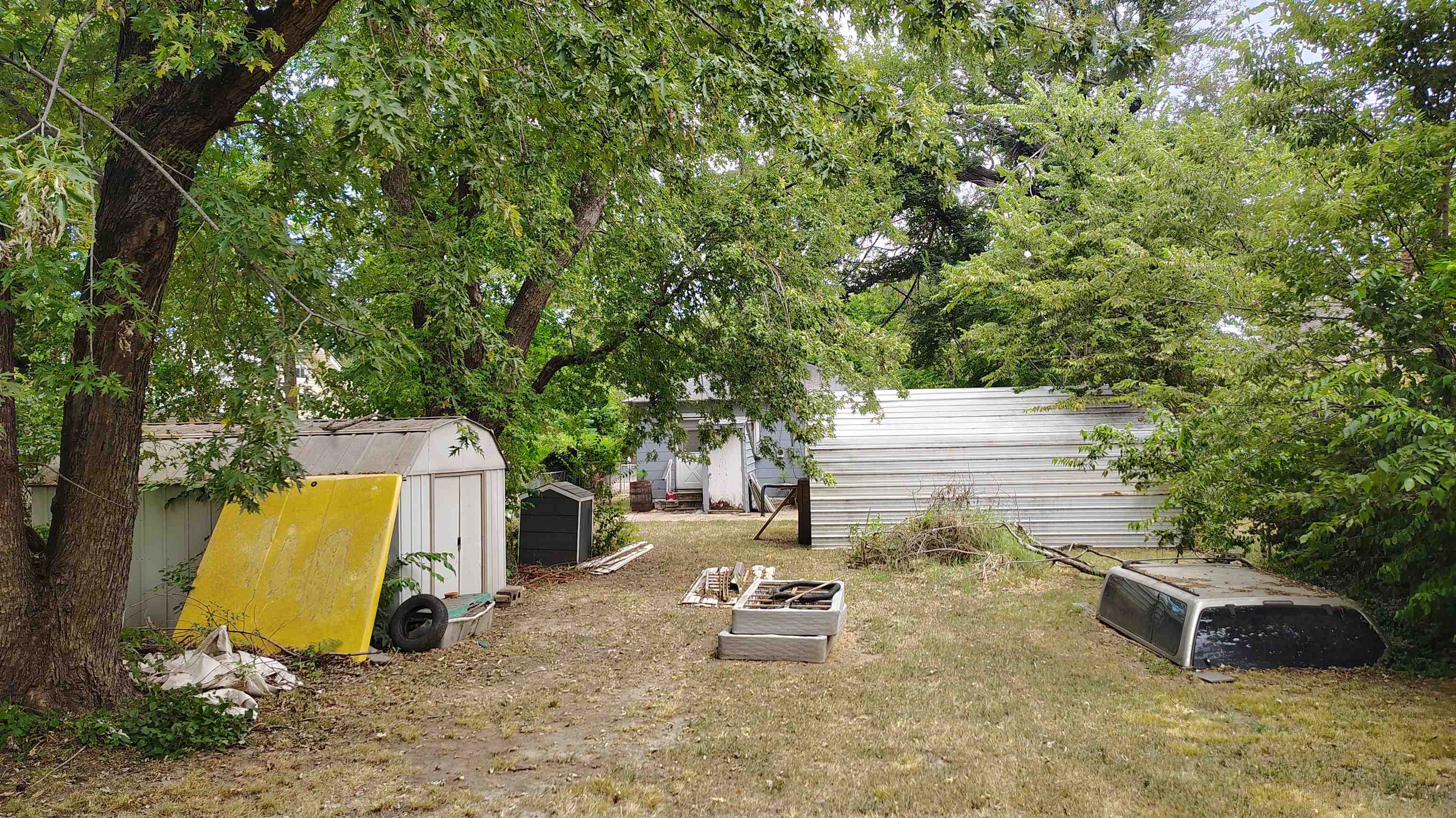 241 N Saint Clair Ave Property Photo 7