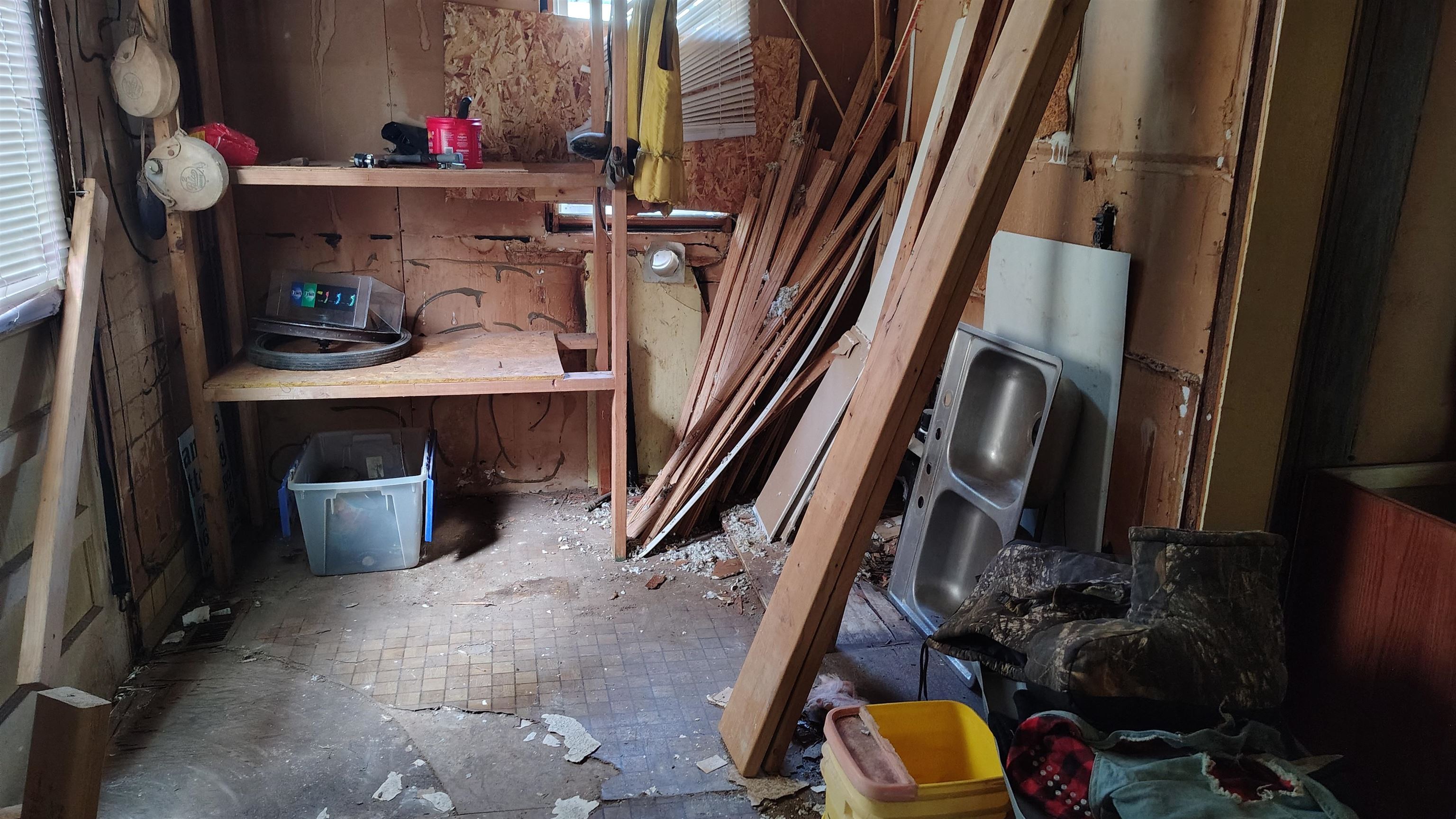 241 N Saint Clair Ave Property Photo 17
