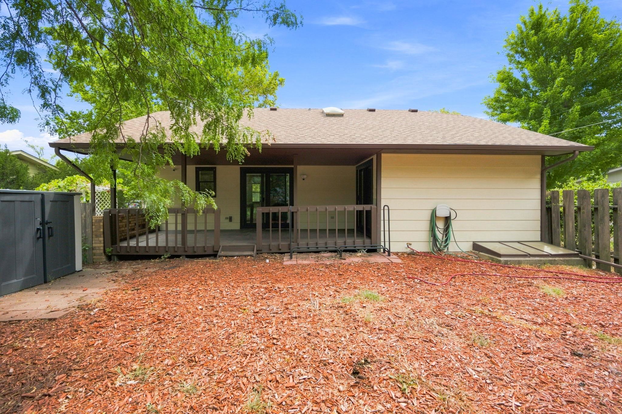 601 Joye Property Photo 25