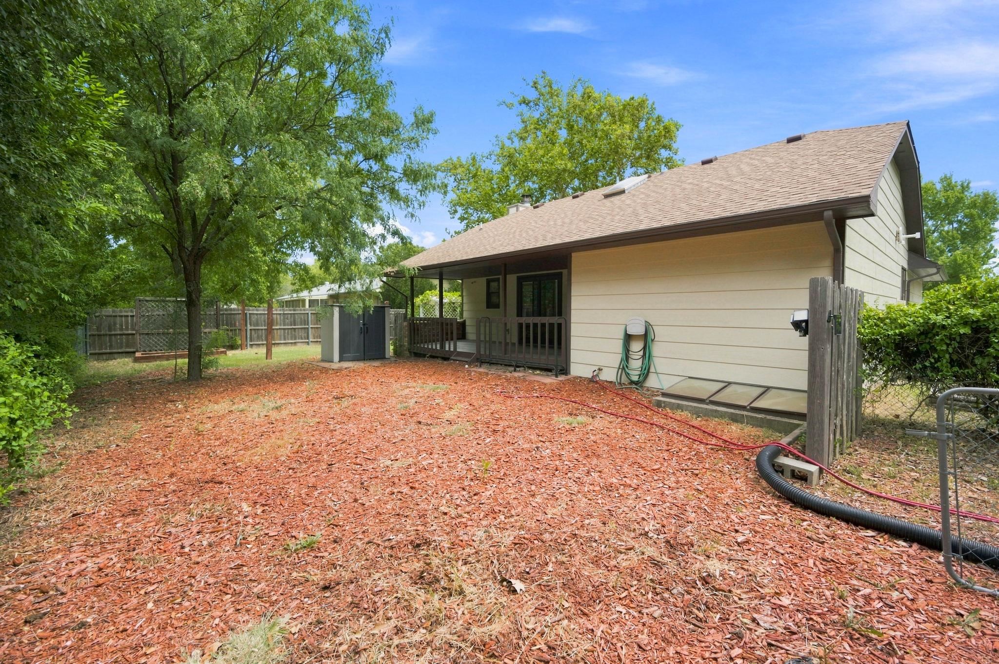 601 Joye Property Photo 30