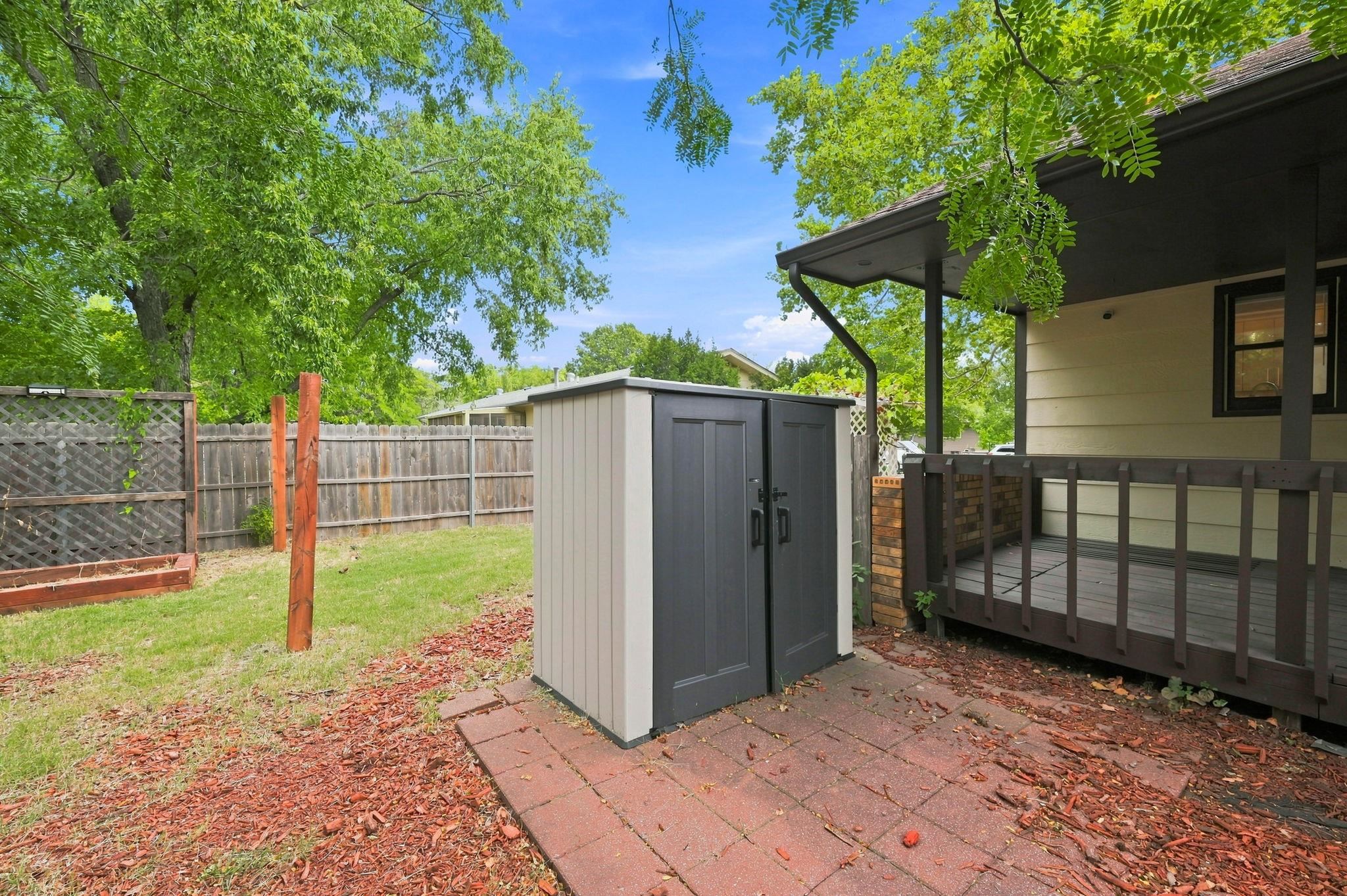 601 Joye Property Photo 31
