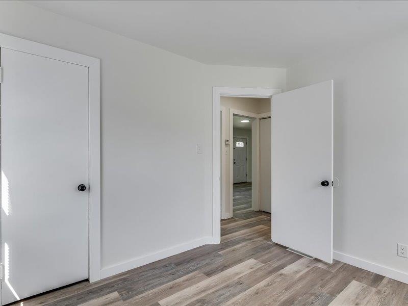 2602 S Mosley St Property Photo 20