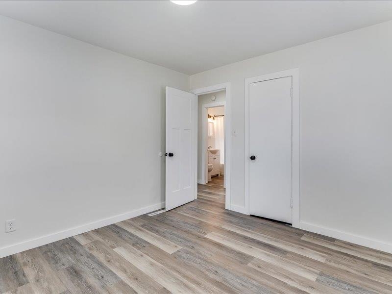 2602 S Mosley St Property Photo 22