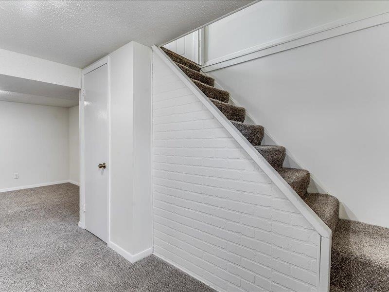 2602 S Mosley St Property Photo 25