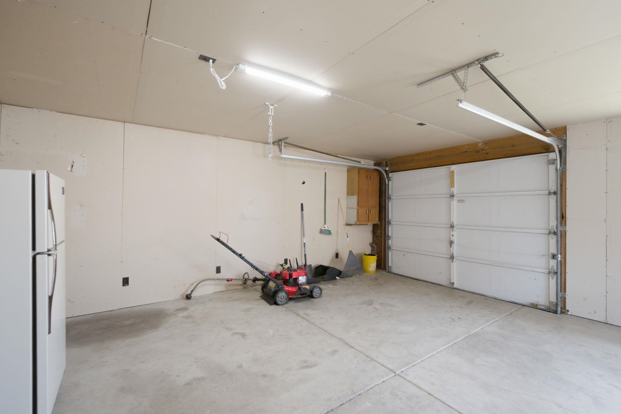 8125 E Indianapolis St Property Photo 32
