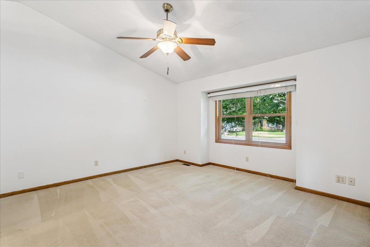 9715 W Westlawn St Property Photo 8
