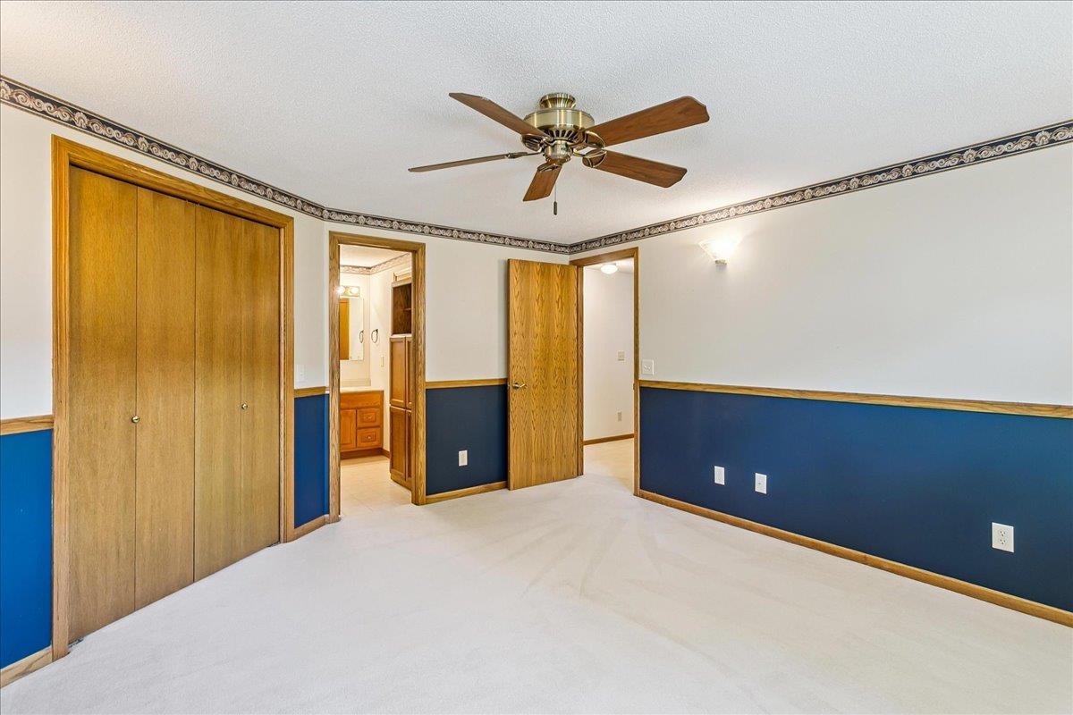 9715 W Westlawn St Property Photo 16