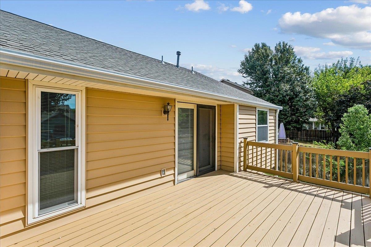 9715 W Westlawn St Property Photo 19