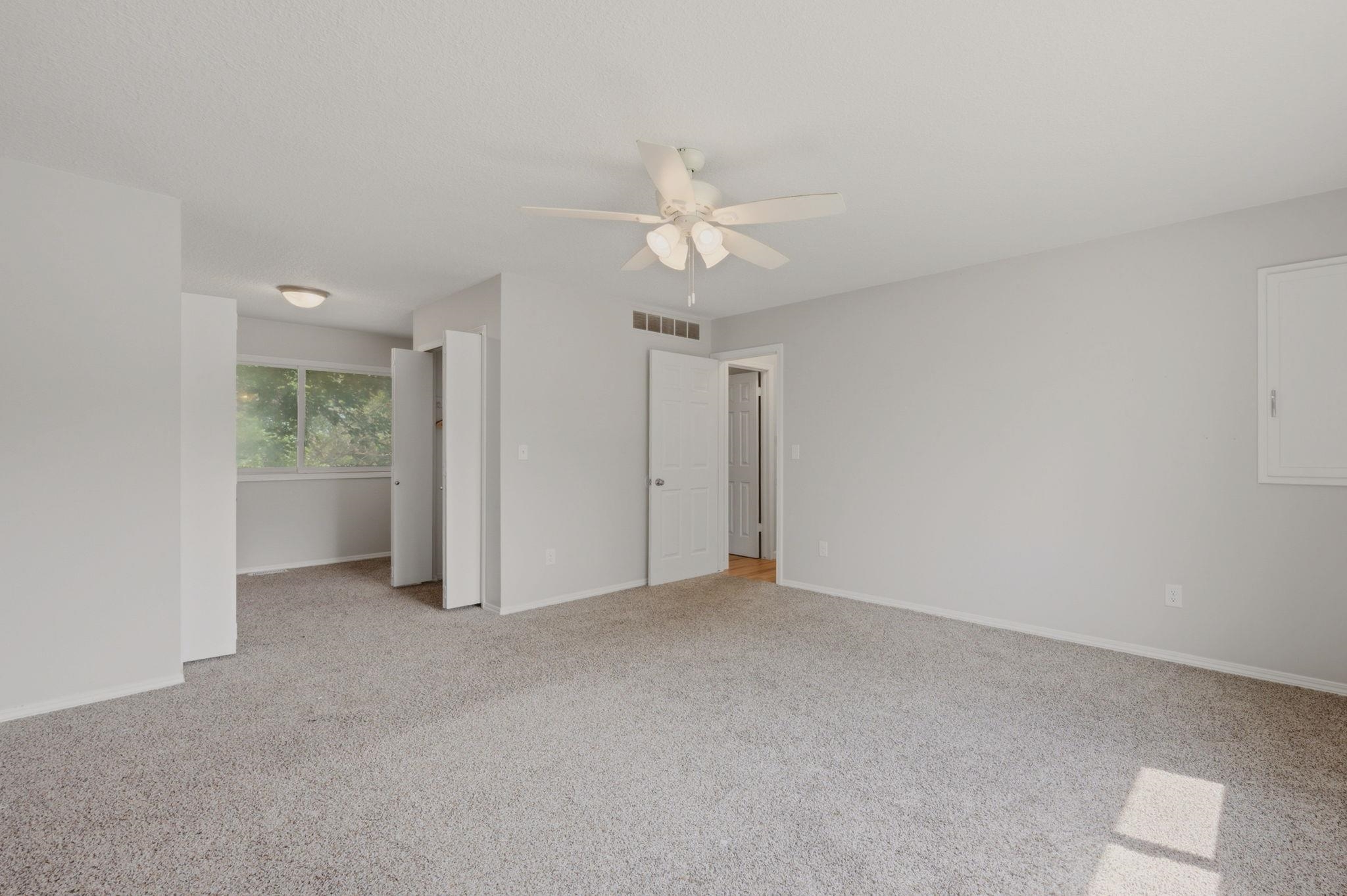 4523 S Washington Ct Property Photo 16