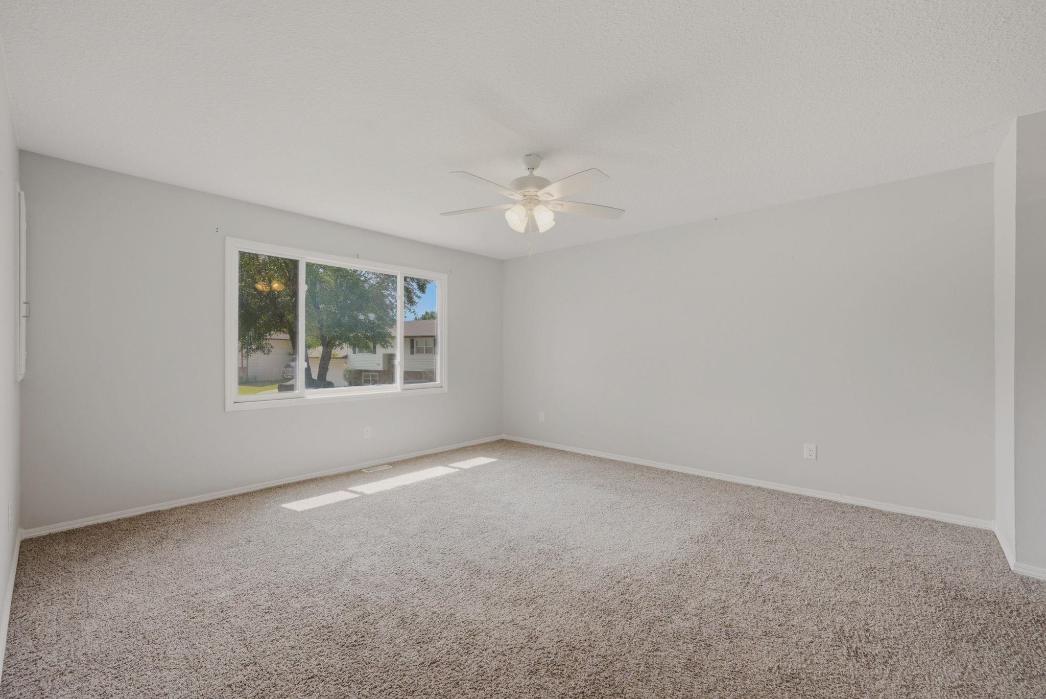 4523 S Washington Ct Property Photo 17