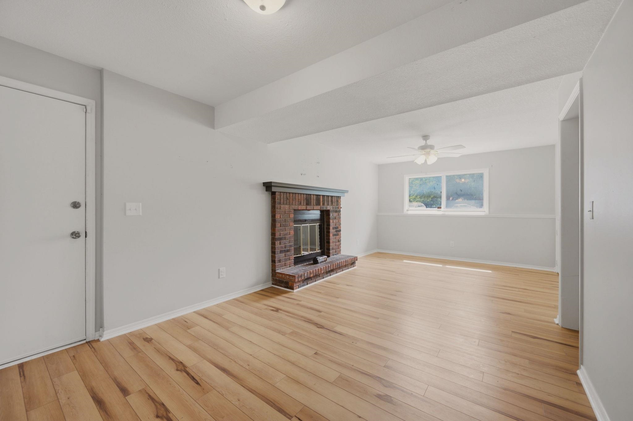 4523 S Washington Ct Property Photo 19