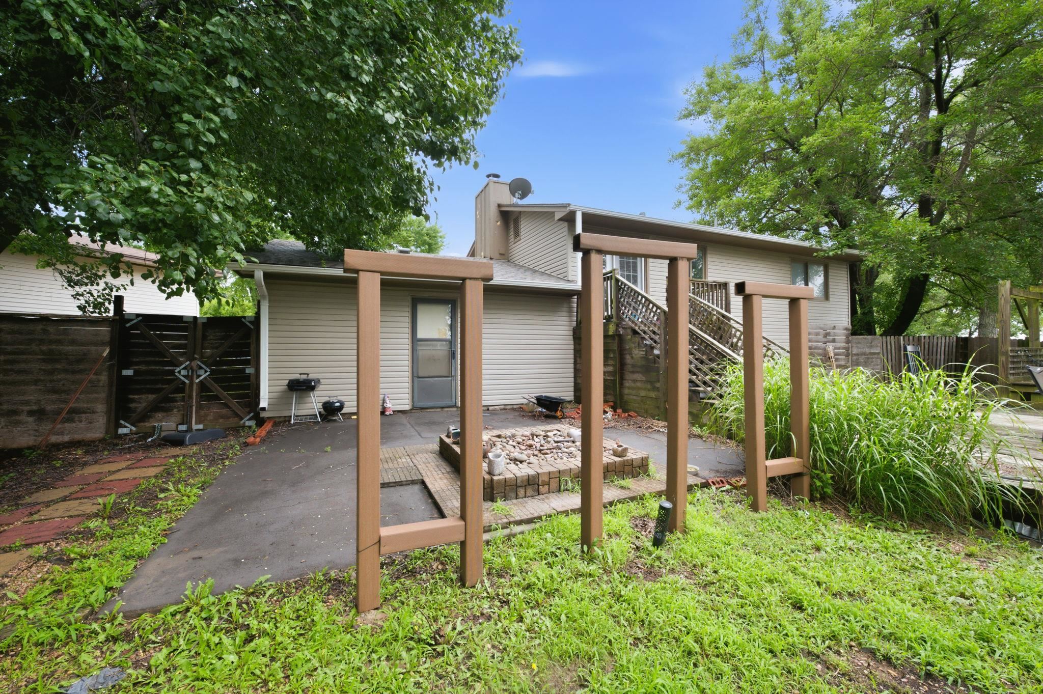 4523 S Washington Ct Property Photo 22